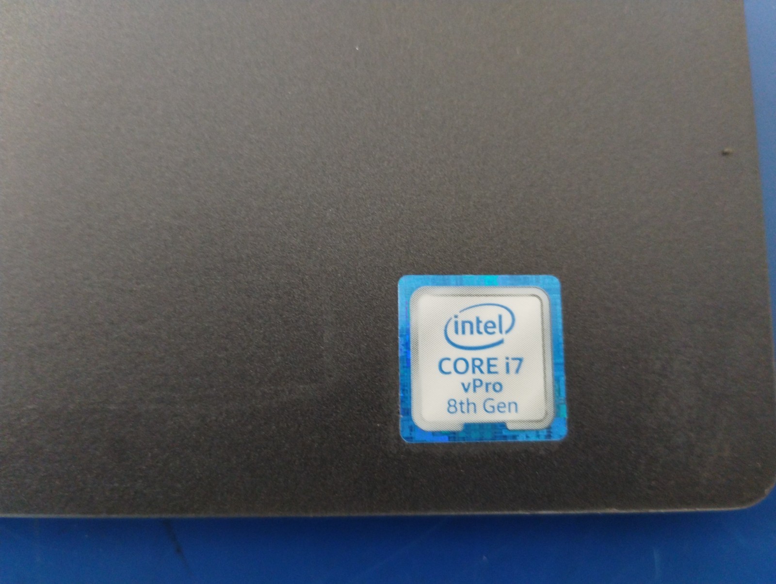 DELL LATITUDE 7400, Intel Core i7-8665U, 1.90 GHz, 16 GB, 256 GB M.2