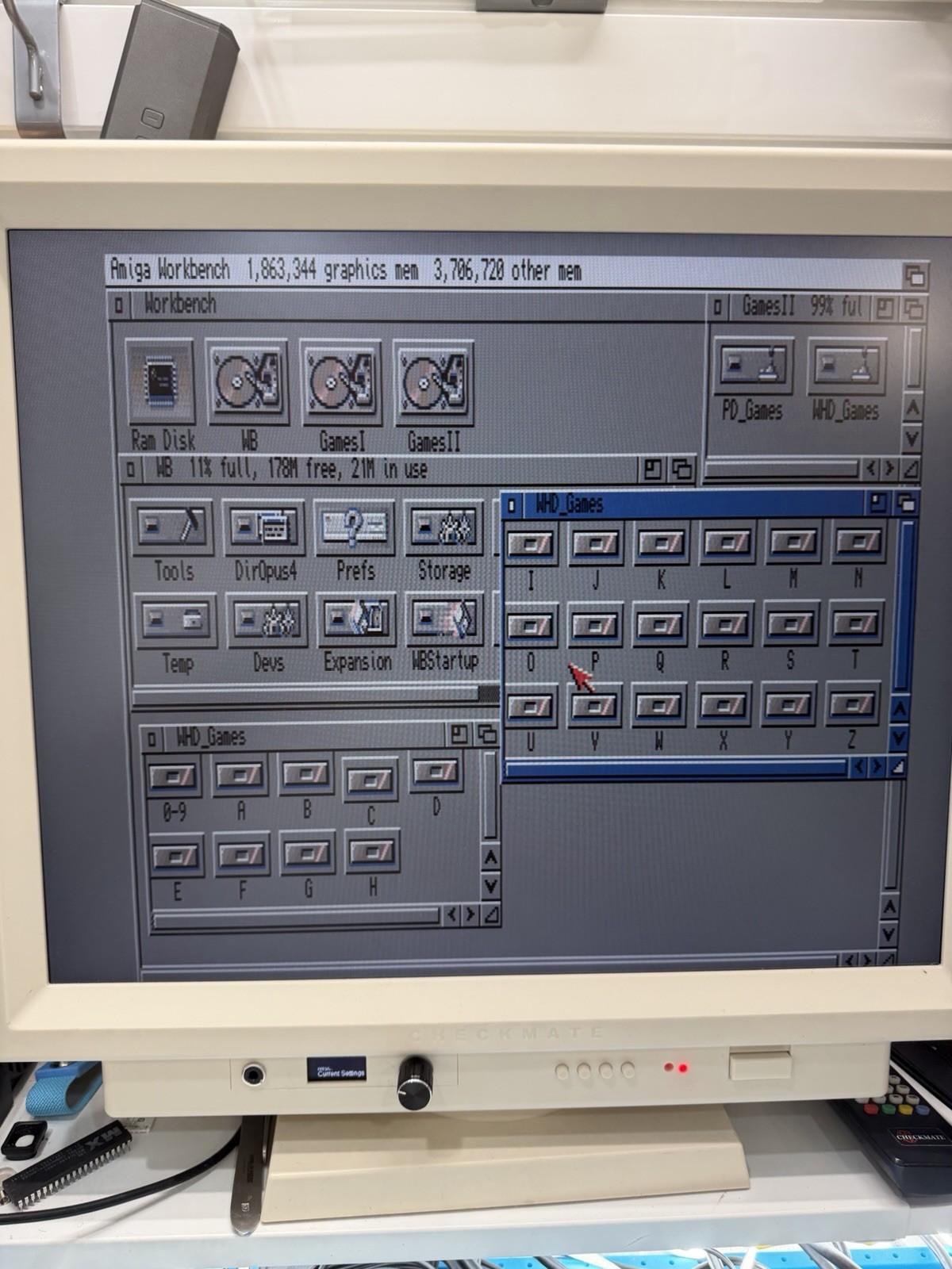 Commodore Amiga 1200 DKB Cobra 68030 40MHz 4MB FPU RTC 4GB CF PSU Mouse Joystick