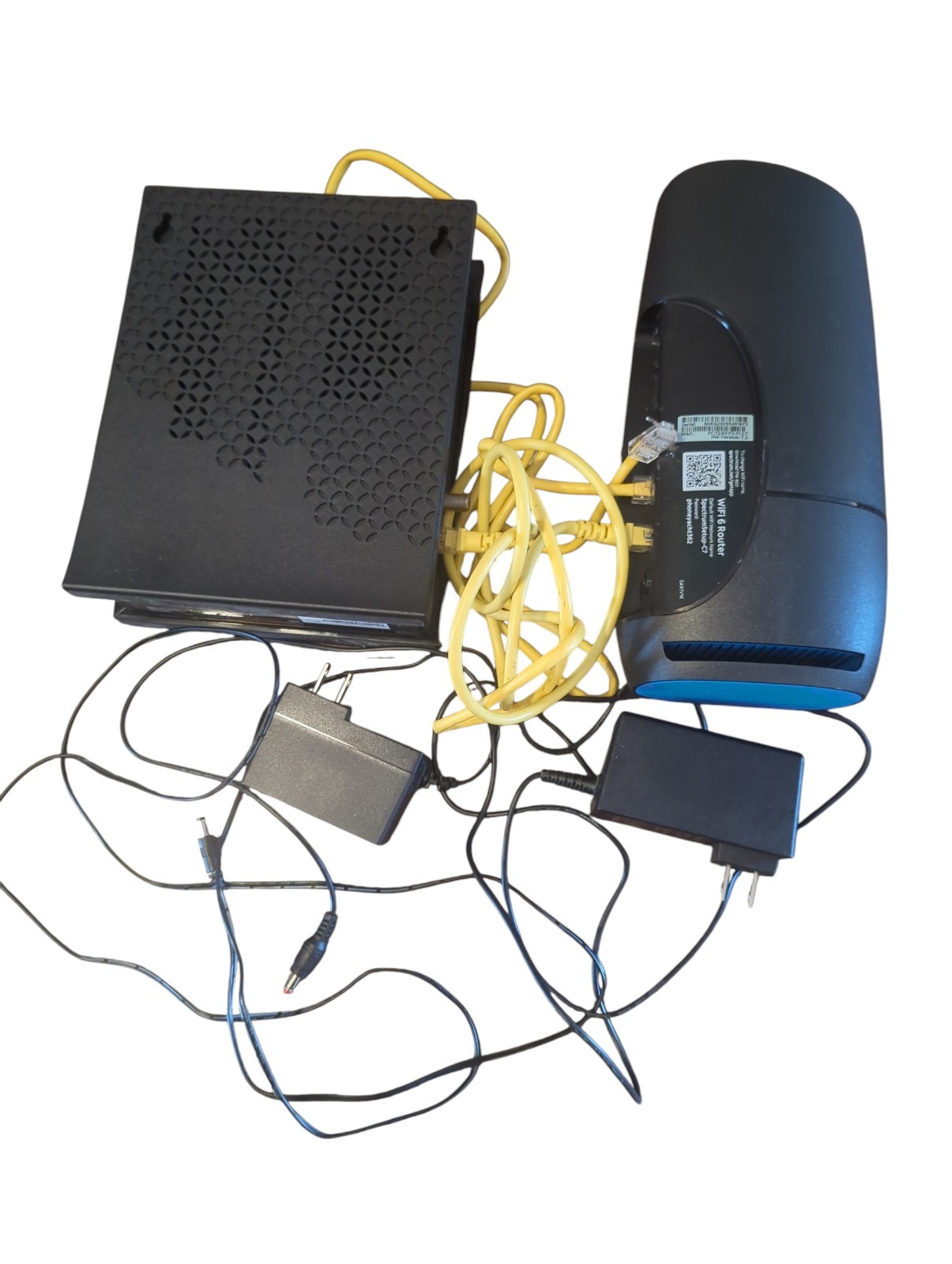 SPECTRUM WiFi 6 Router and 2.5G Internet Modem ES2251 With Ac Adapters Bundle