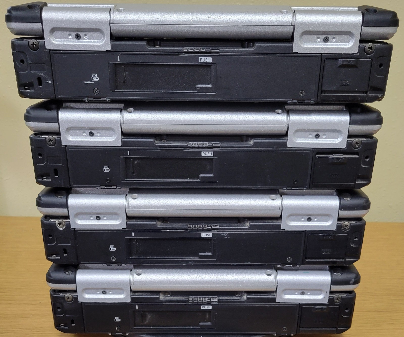 (Lot of 4)Panasonic Toughbook CF-31 i5-5th Gen 2.3/2.40GHz 4/8GB Touch No OS/SSD