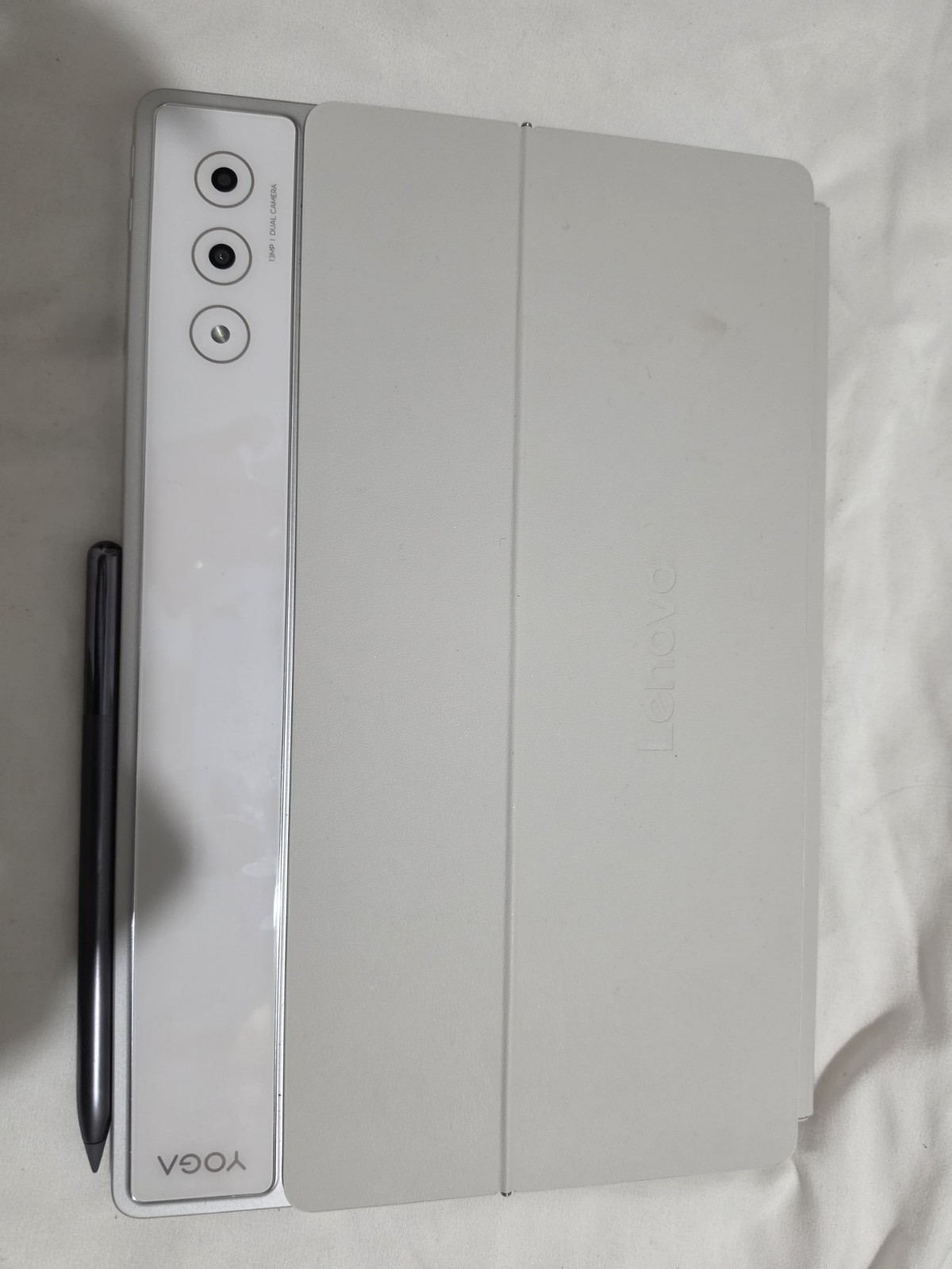 Lenovo Yoga Tab Plus – 12.7″ – Snapdragon 8 G3, 16GB, 256GB + Char & Pen + extra