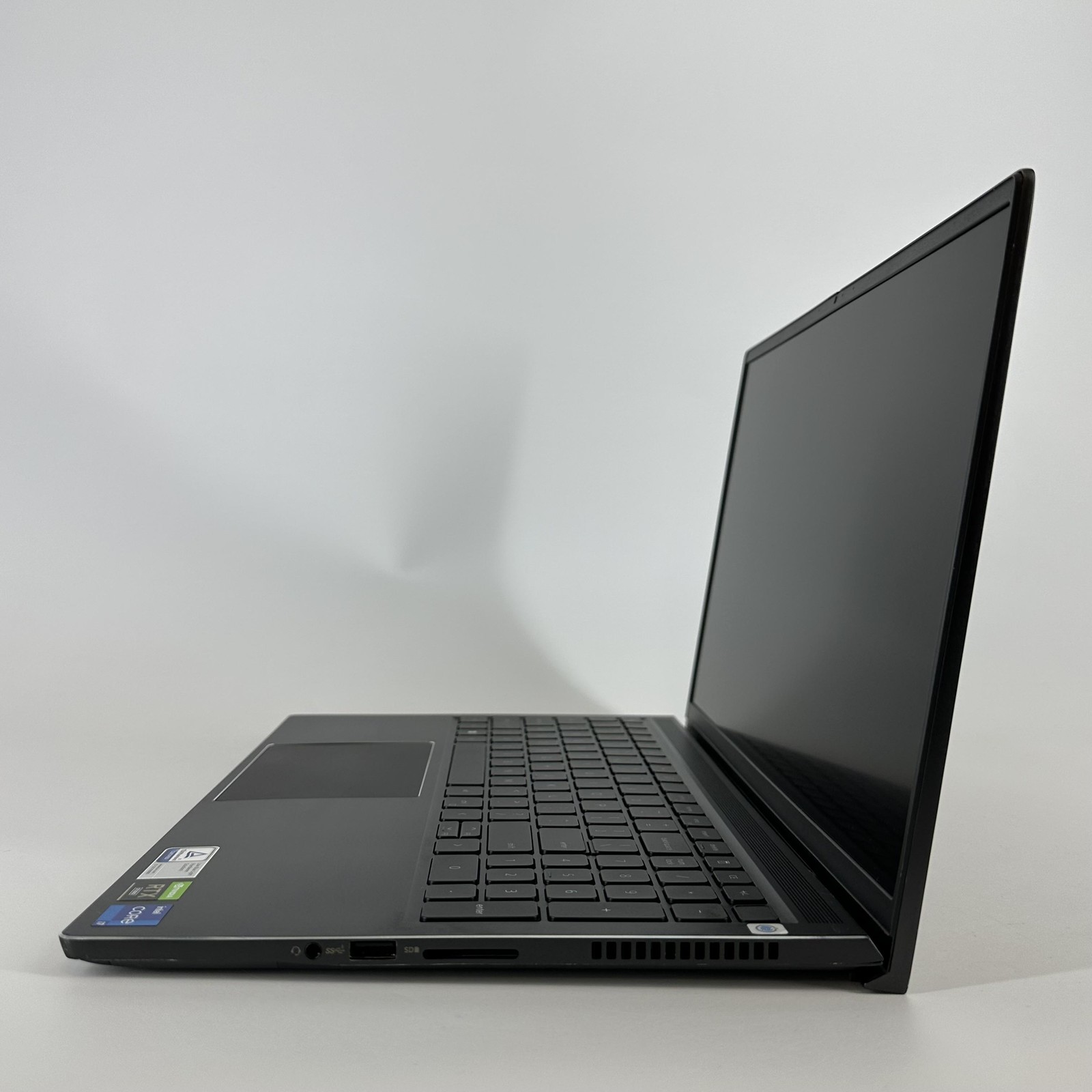 Dell Vostro 7510 15.6 FHD i7-11800H 2.30GHz 32GB 1TB SSD RTX 3050 Ti Very Good