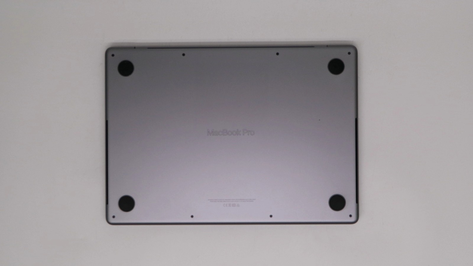 Apple Macbook Pro 14″ M1 Max 10-Core 32GB 1TB – Fair READ DESC