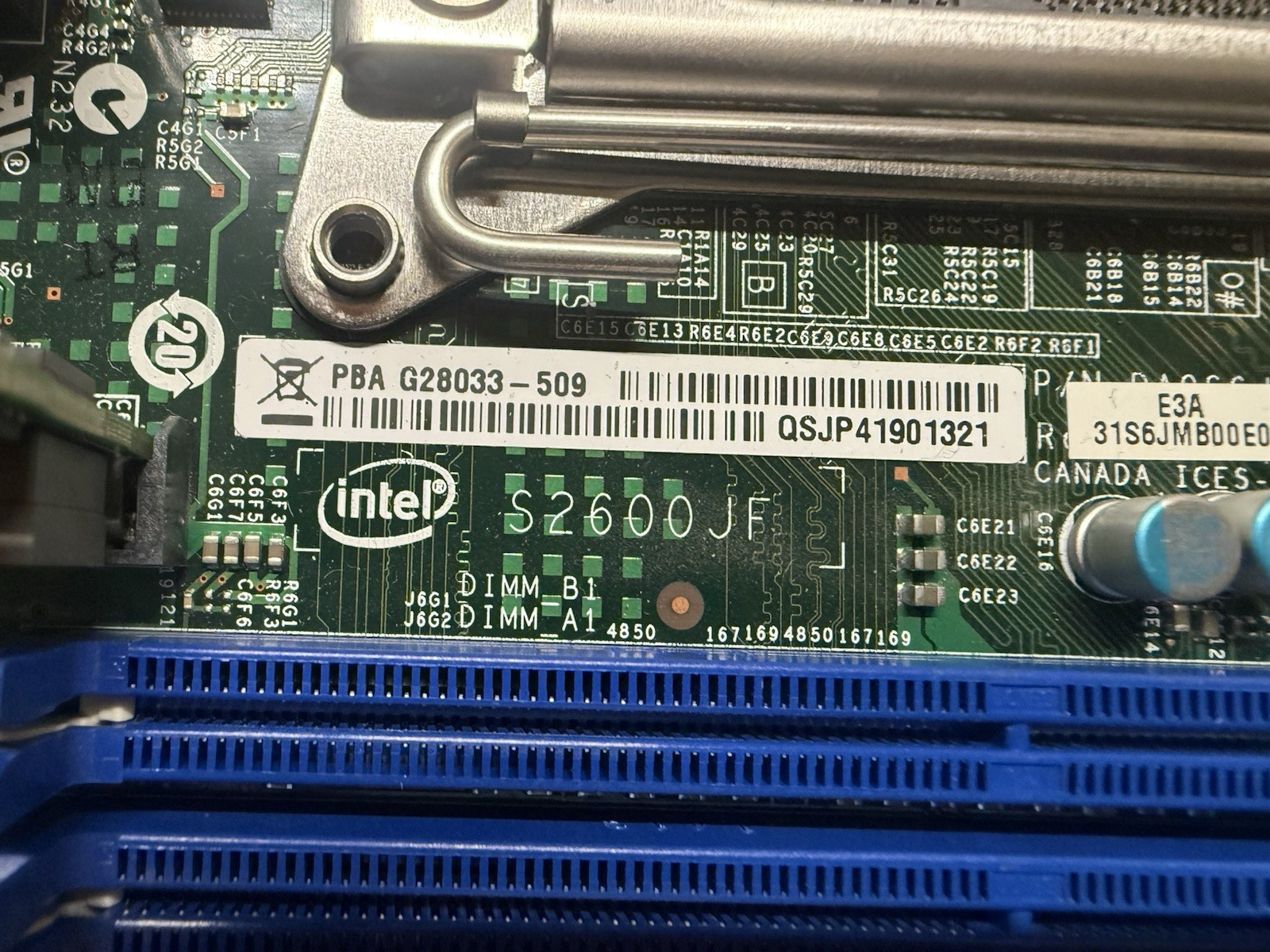 Intel S2600JF, LGA 2011/Socket R (BBS2600JF) Mainboard Motherboard HTT