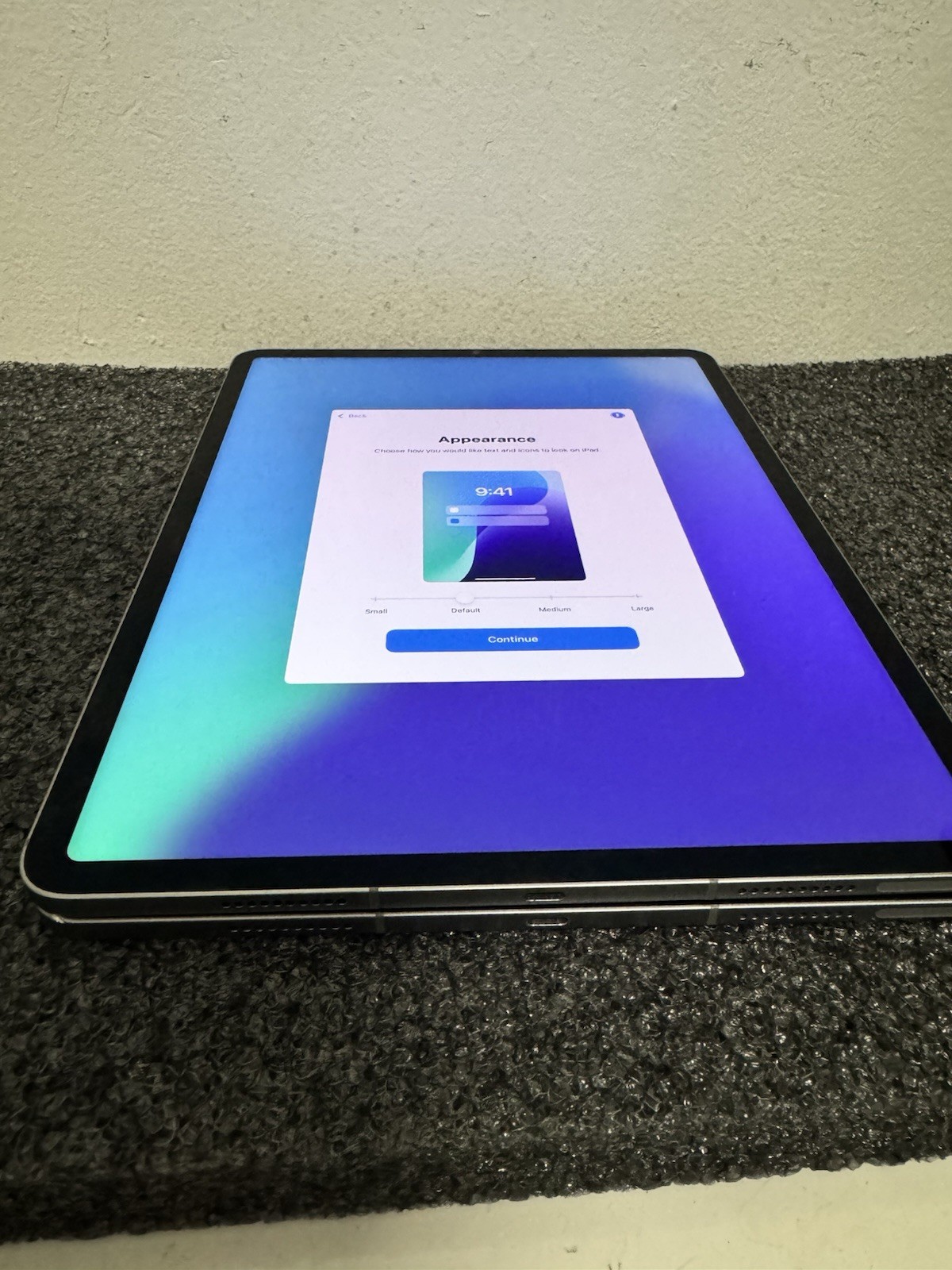 Apple iPad Pro 6th Gen. 128GB, Wi-Fi + Cellular 12.9in – FOR SCRAP – LOT OF 2