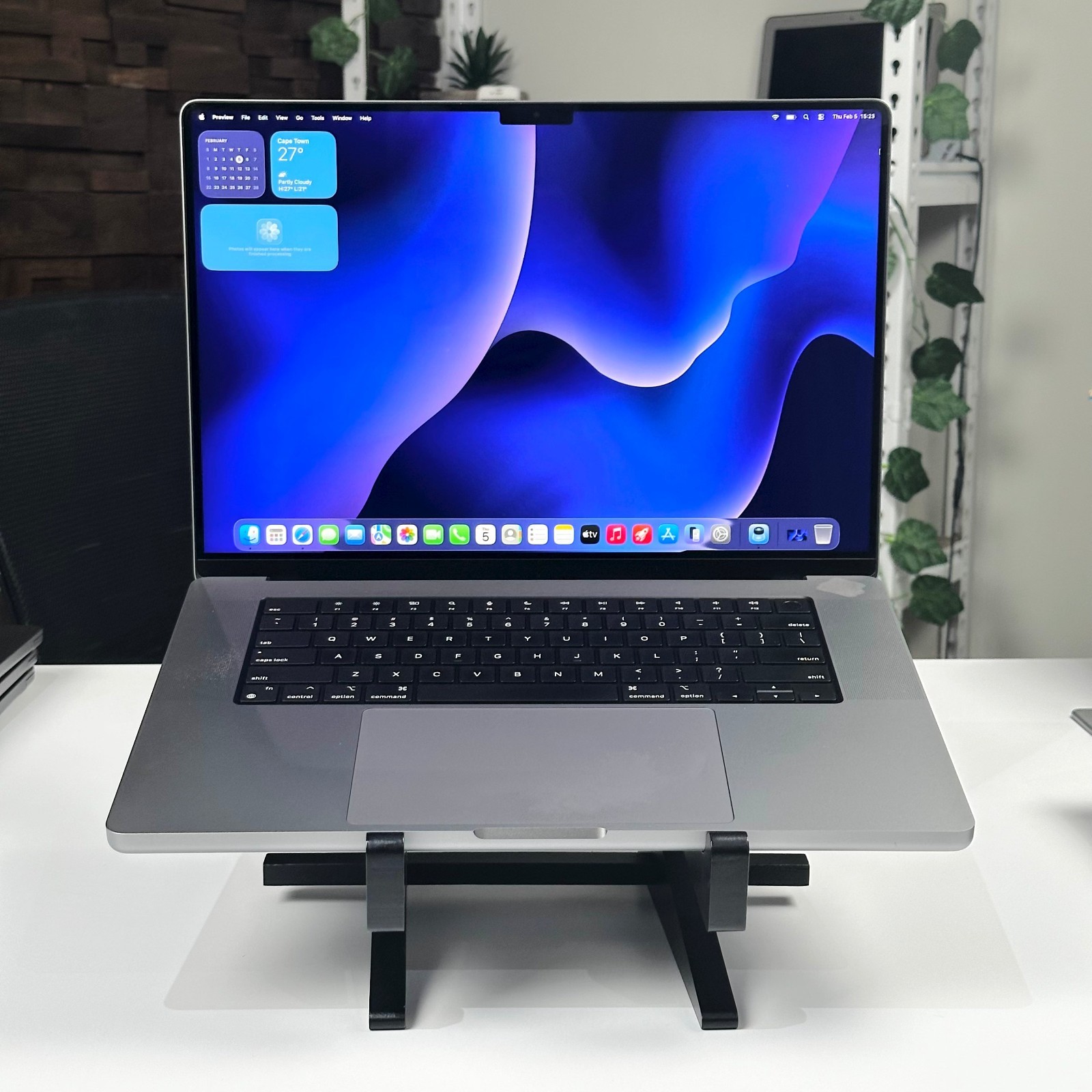 2021 16″ MacBook Pro M1 Pro – Tahoe 2025 10CPU 16GPU 512GB/16GB A2485+ WARRANTY