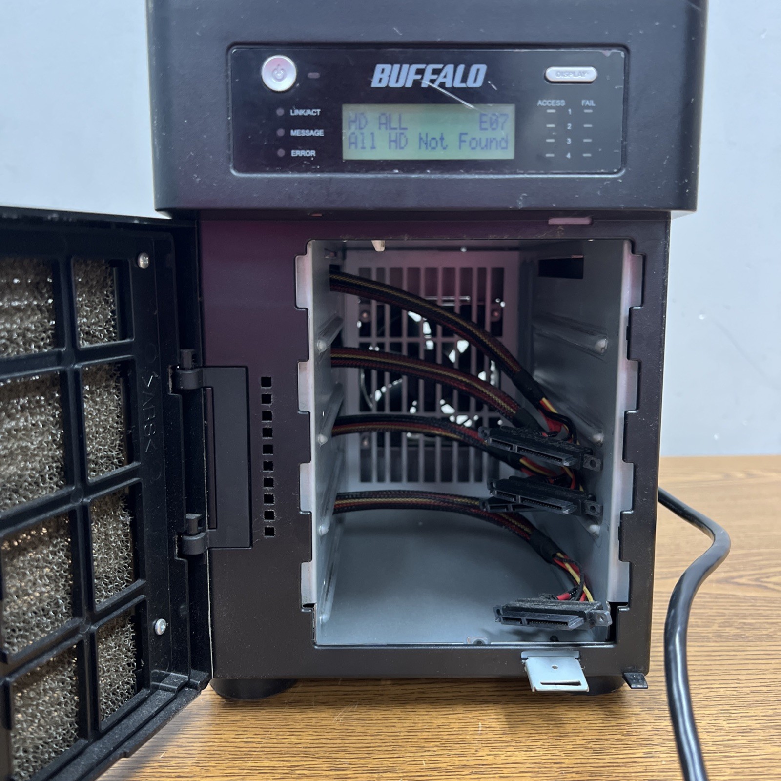 BUFFALO TERASTATION PRO TS-H0.0TGL/R5, No HDDS