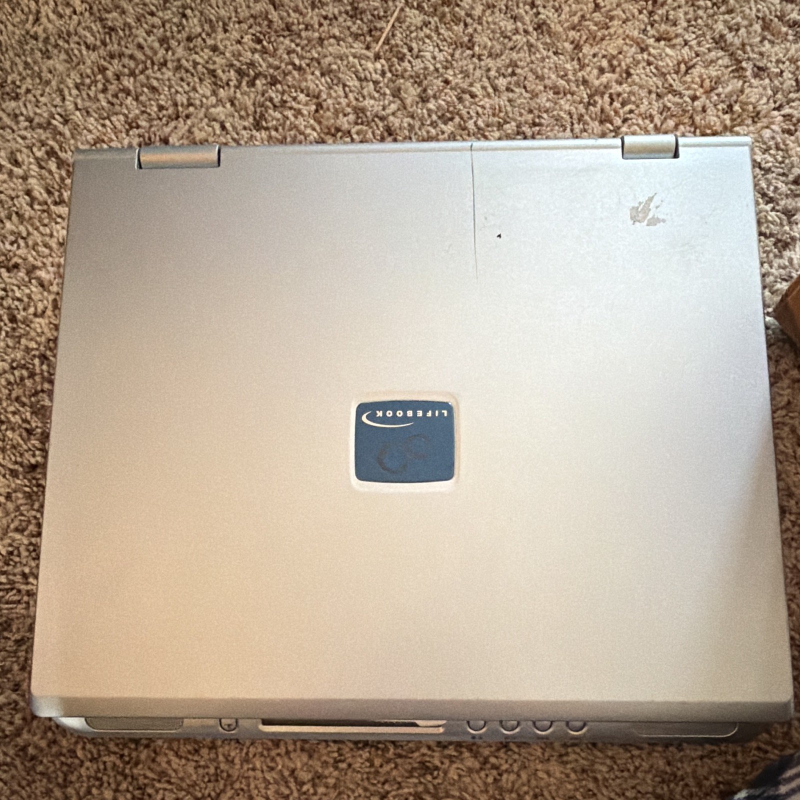 Fujitsu LifeBook 14″ Silver Win XP Pentium M 1.7GHz 512MB 60GB ATI Wi-Fi