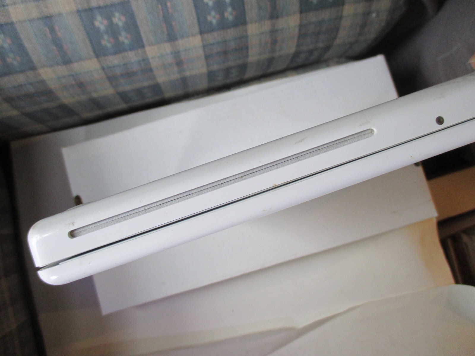 Apple MacBook