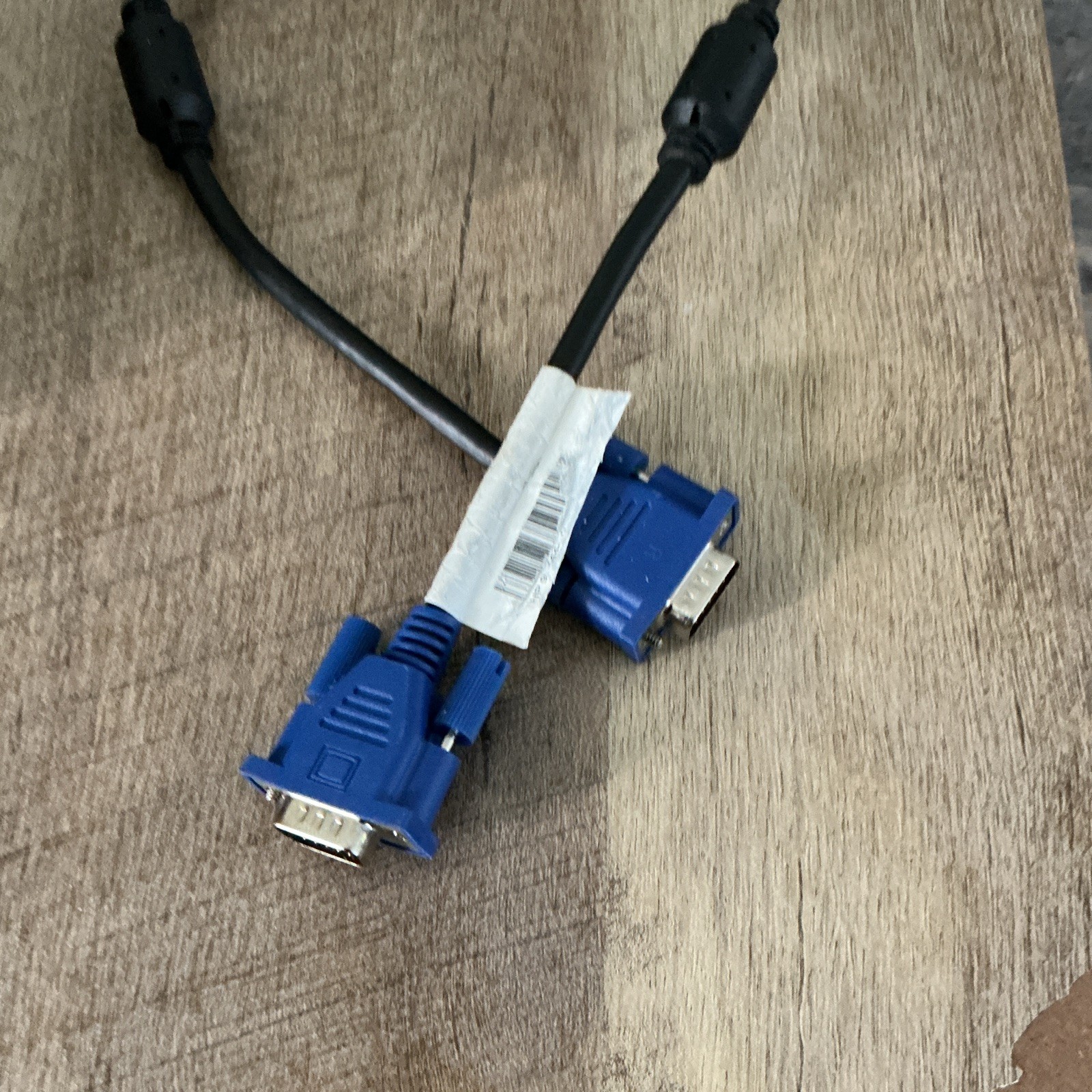 VGA/SVGA 15-Pin D-Sub Male to Male Monitor Cable 4 ft Black/Blue HDP 744-40