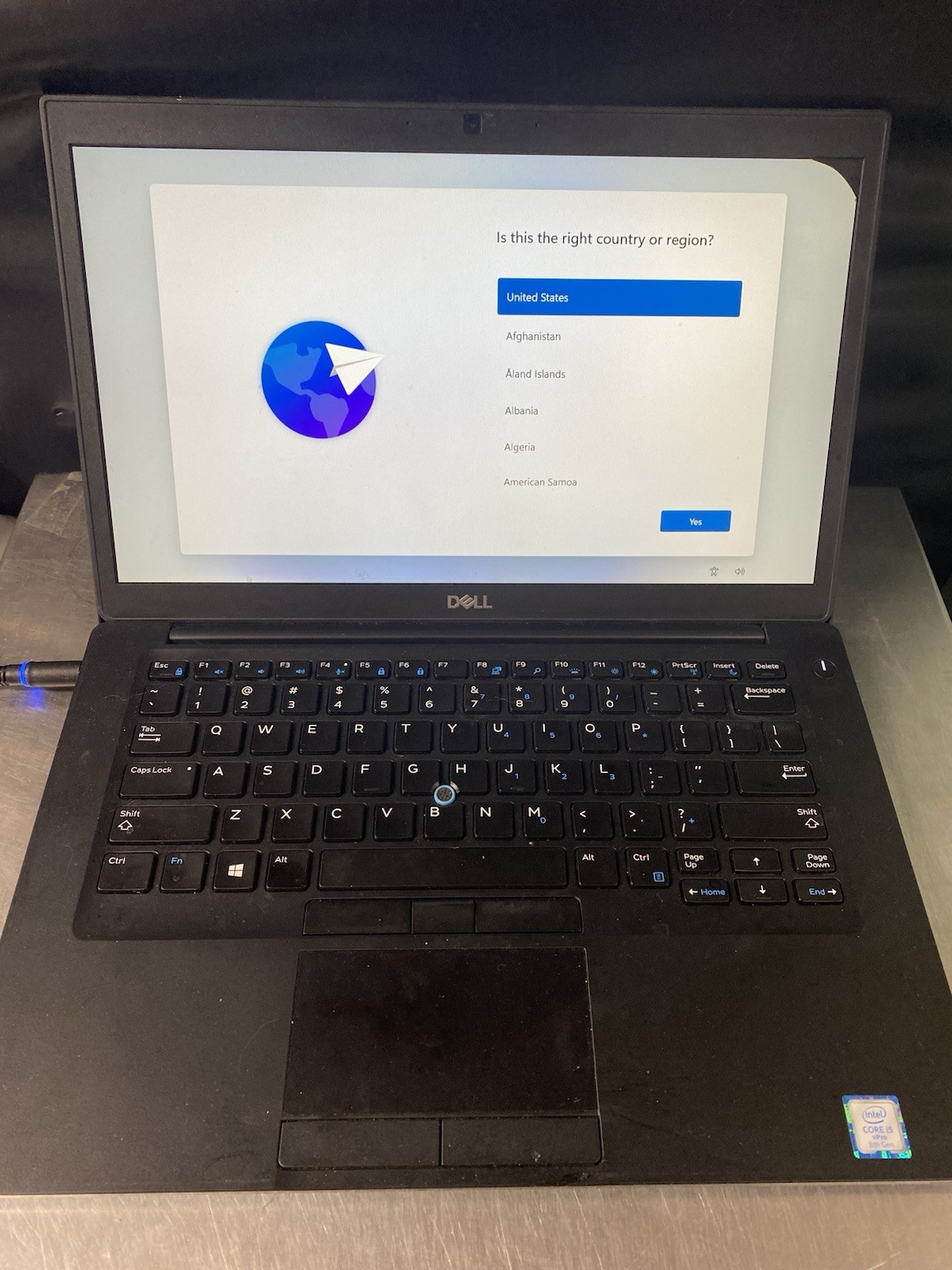 Dell Latitude 7490 256GB SSD Intel i5-8350U 1.70GHz 8GB RAM *BAD SCREEN* Win. 11