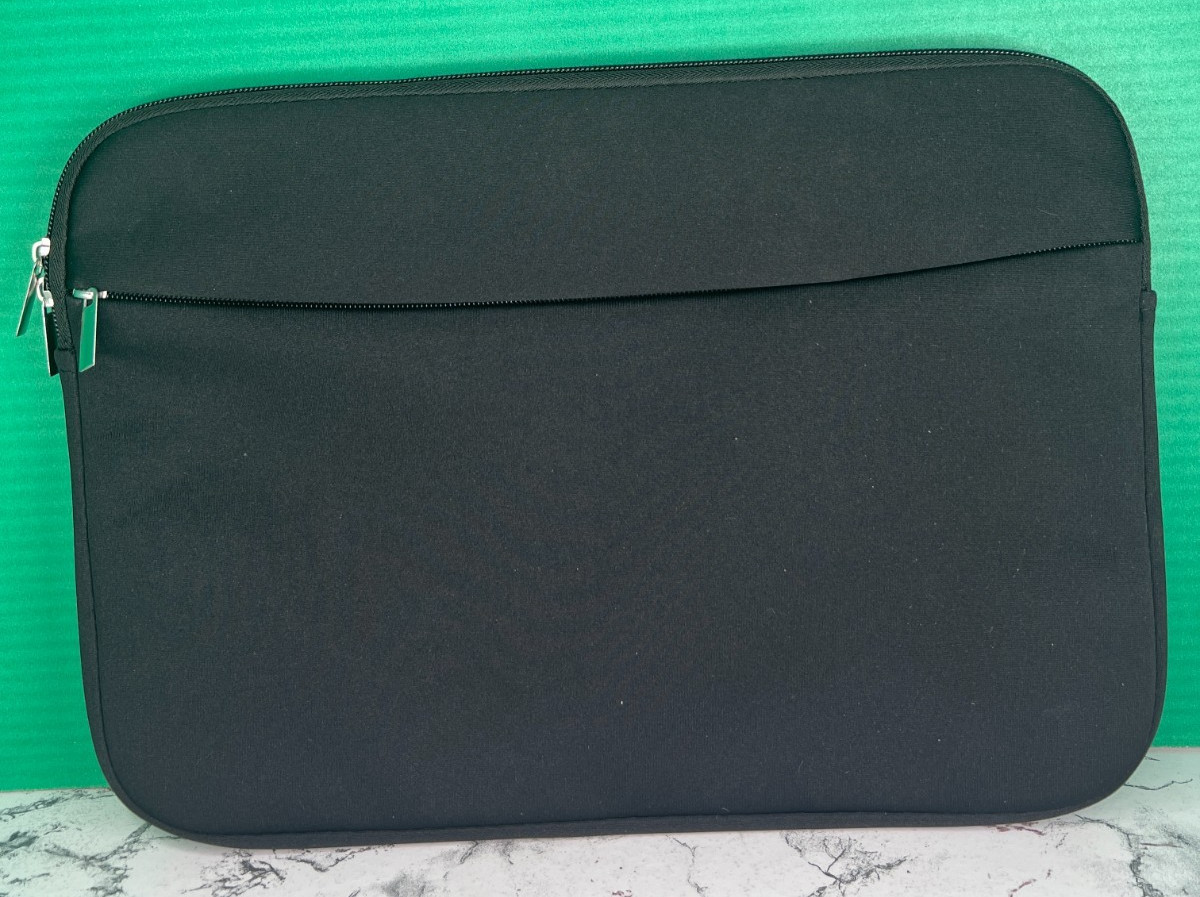 Amazon Basics 11.6 Inch Laptop Sleeve Case Protective Bag Black Neoprene Cover
