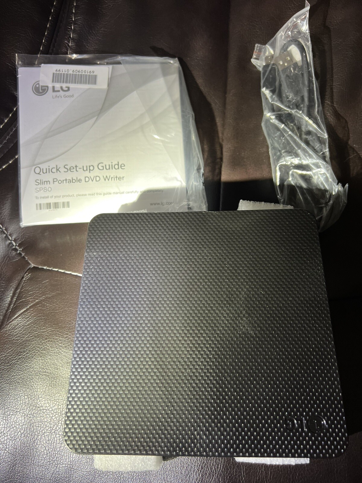 LG Ultra Slim Portable DVD Writer SP80NB60 For Windows / Mac