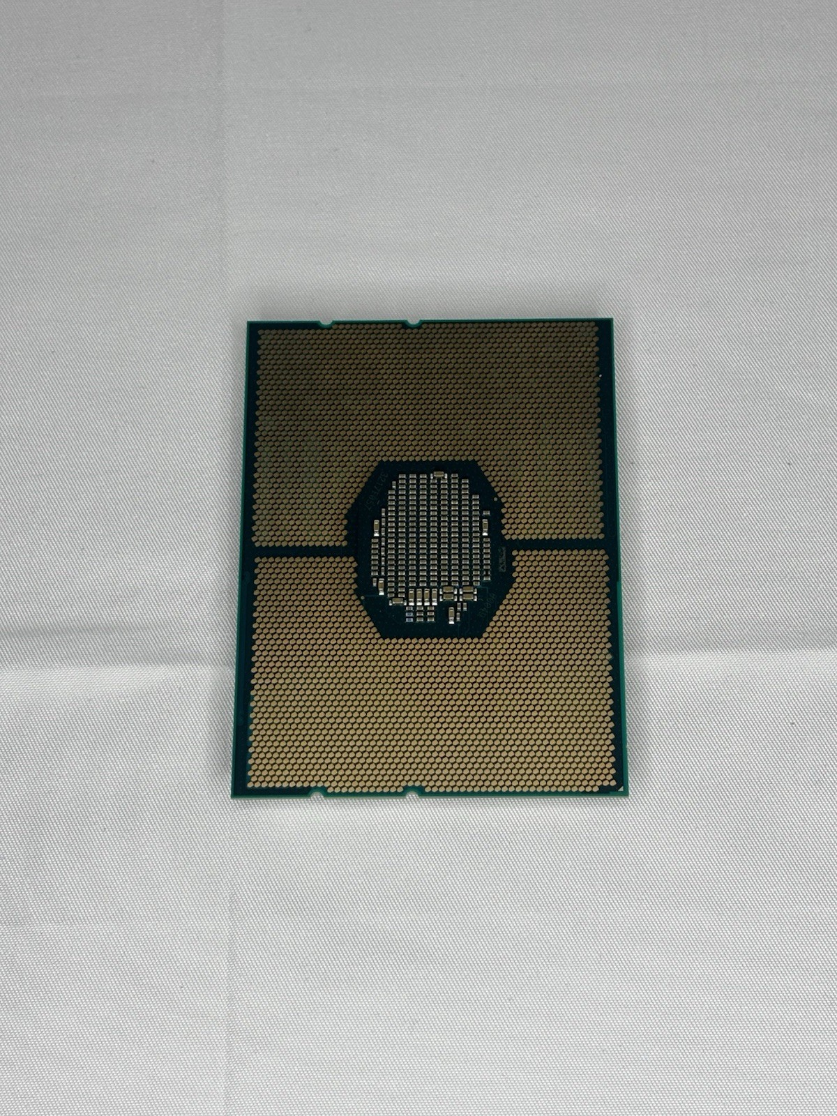 Intel Xean Platinum 8276 SRF99 2.2GHz 28-CORES 38.5MB FCLGA3647 PROCESSOR