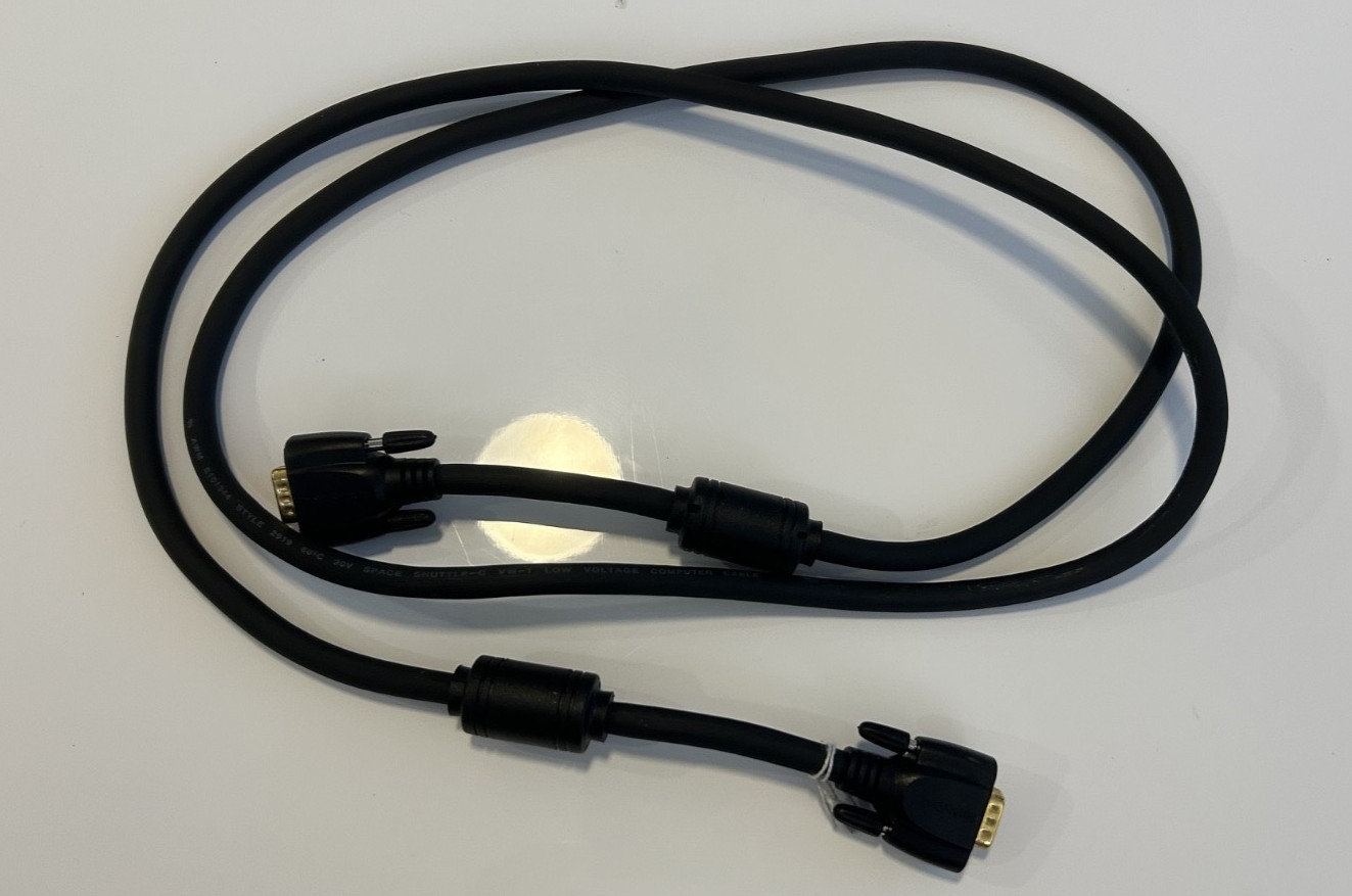 RadioShack VGA SVGA D-Sub Cable 6 Ft Black Male To Male Monitor PC Computer