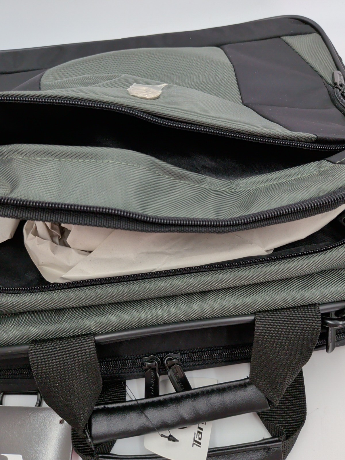 Targus CVR400 14″ CityLite Notebook Case Briefcase Black Gray+Shoulder Strap NEW