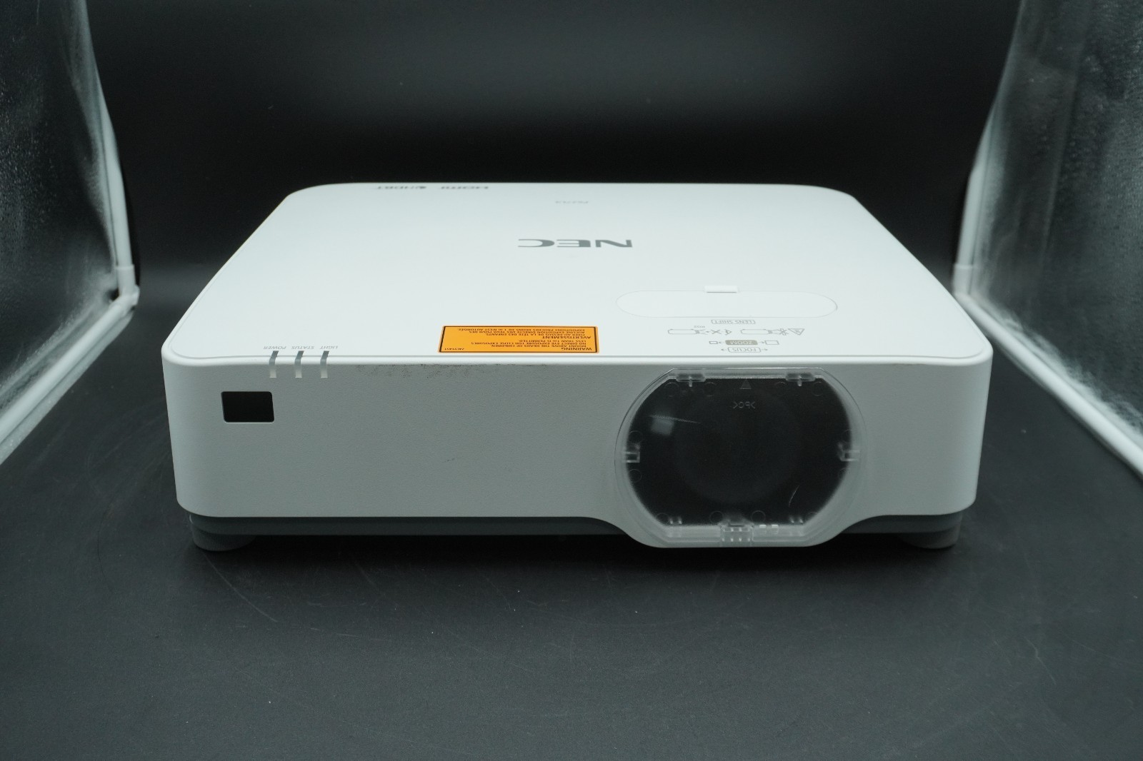 NEC P627UL 6,200 Lumen 3LCD HDMI Projector, 404 Lamp Hours *Tested*