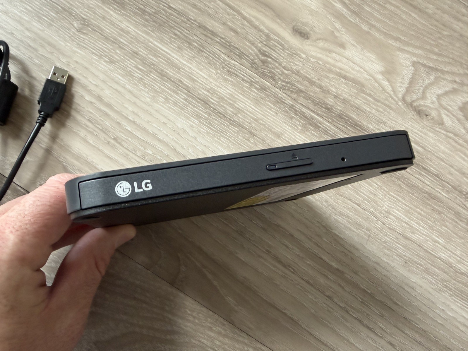 LG SP80NB80 Ultra Slim Portable External Drive DVD Writer