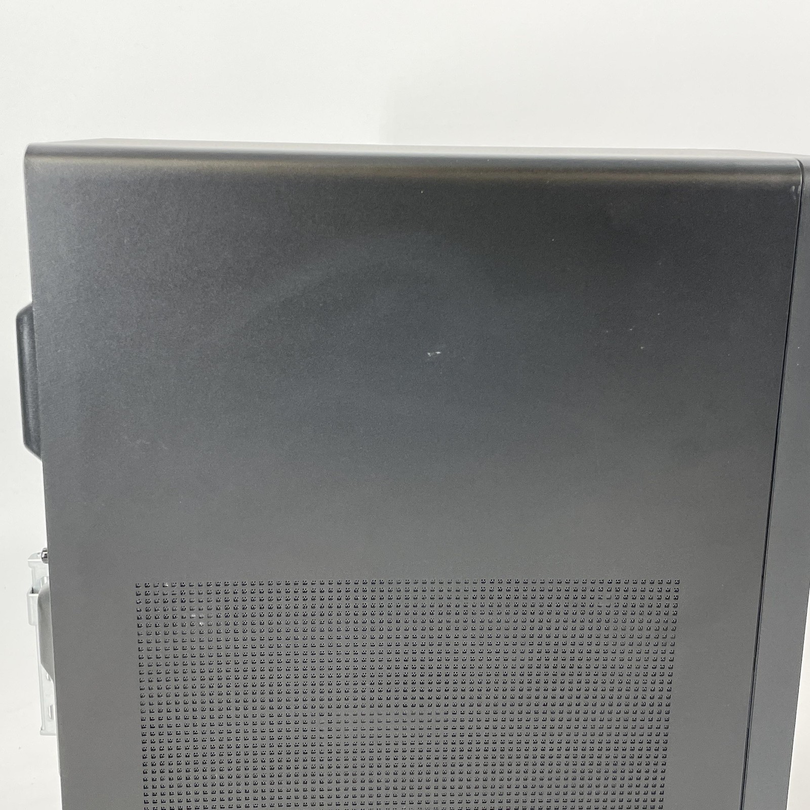 HP OmniDesk Desktop PC 4.2 GHz Ryzen 7 8700G 16GB 1TB Radeon 780M – Very Good