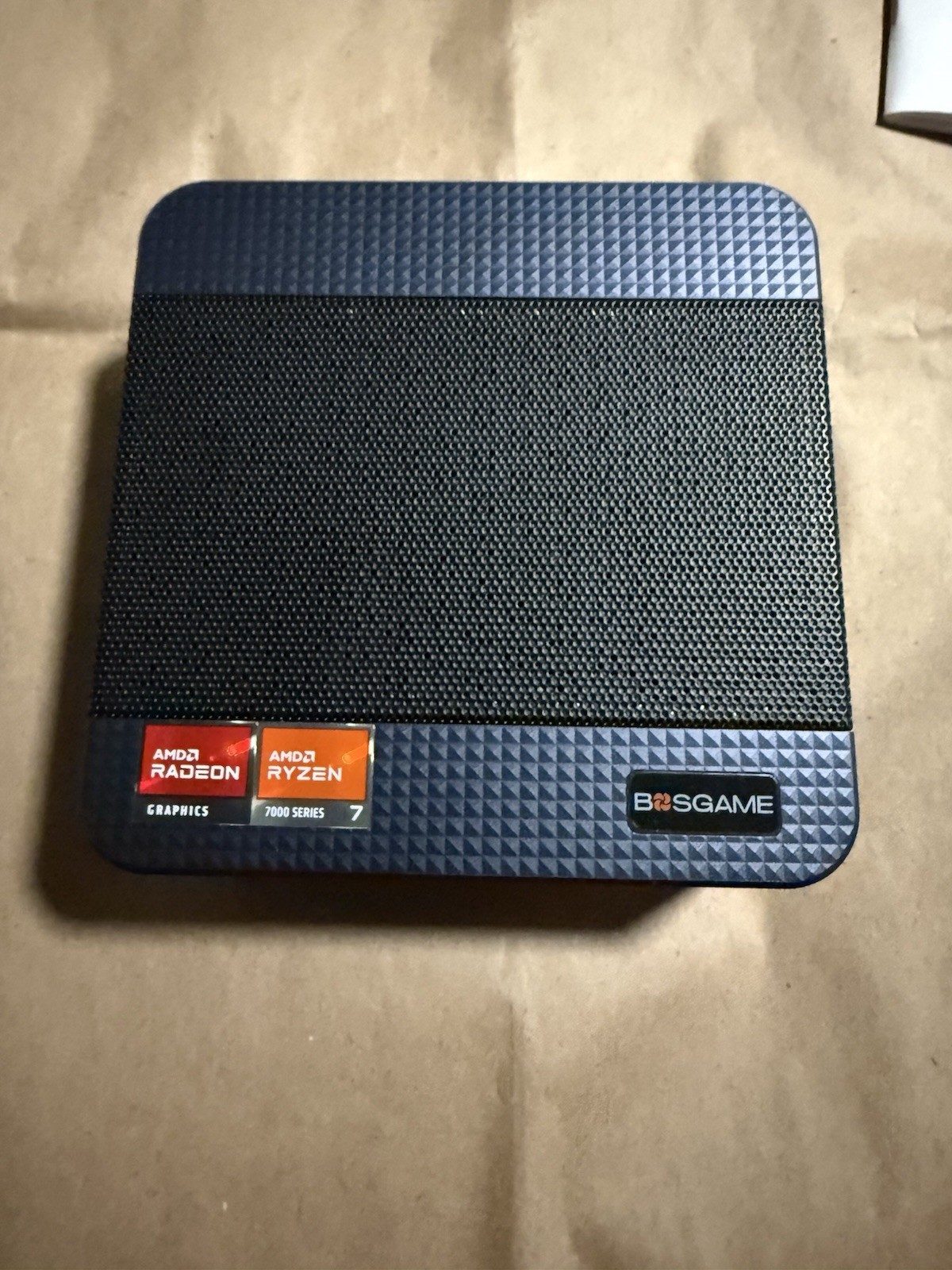 Bosgame M4 Neo Mini PC Ryzen 7 7840HS NO RAM, NO NVMe SSD Oculink, Barebones