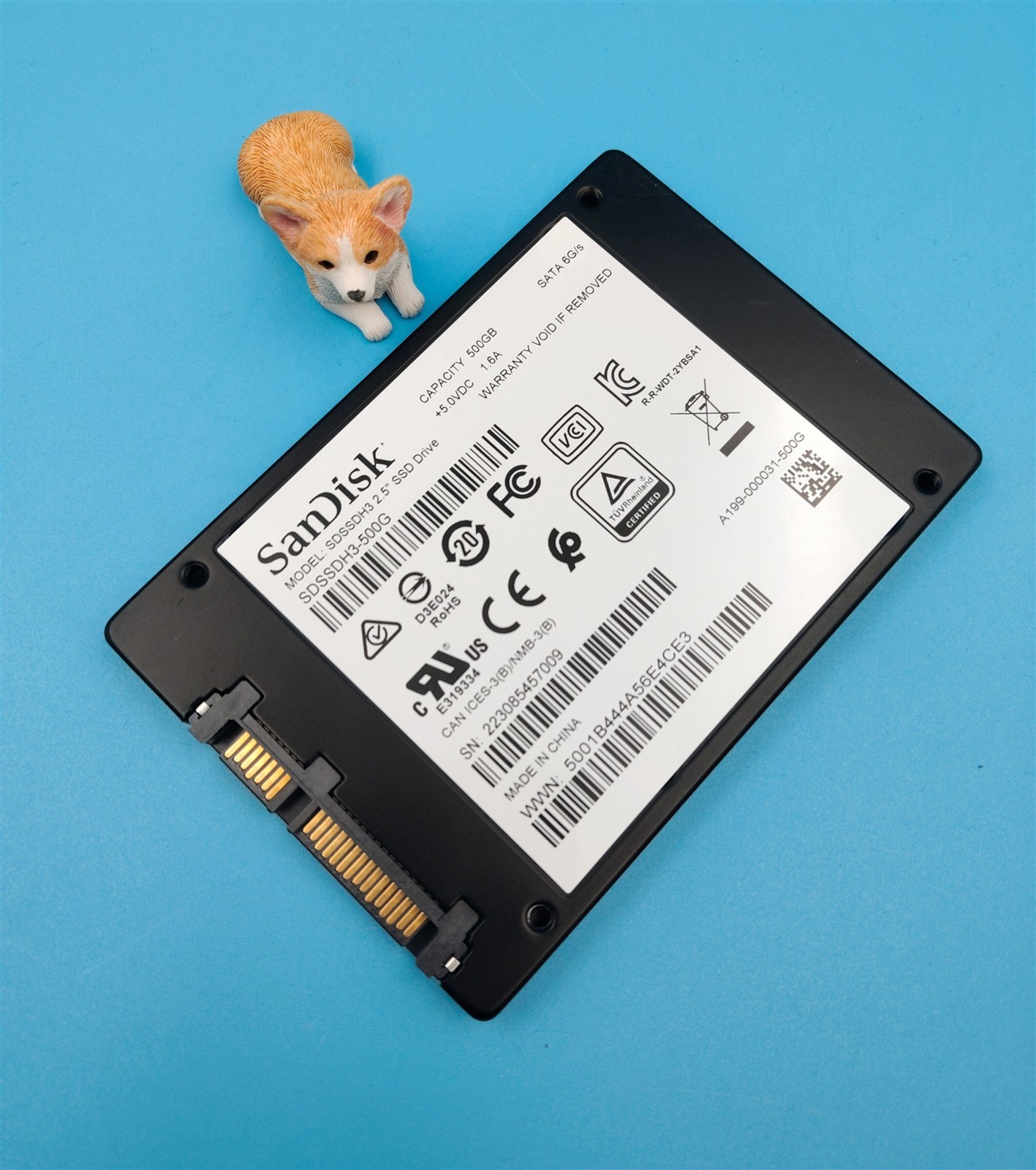 SDSSDH3-500G SDSSDH3 SANDISK ULTRA 500GB 6G 2.5″ SATA 3D NAND SOLID STATE DRIVE