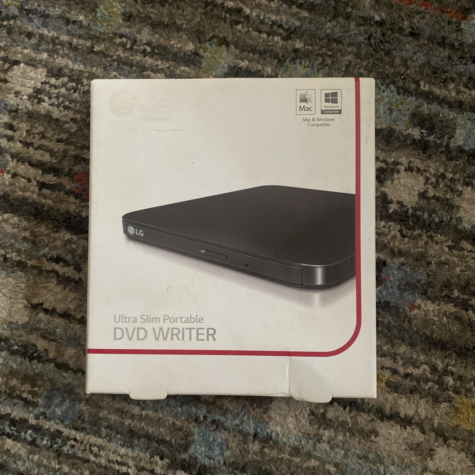 LG Ultra Slim Portable DVD SP80NB80 Writer Mac/Windows Compatible