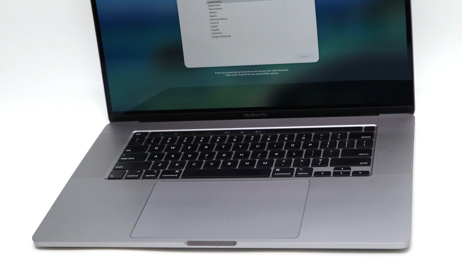 Apple Macbook Pro 16″ i9-9980HK 16GB 512GB – Very Good
