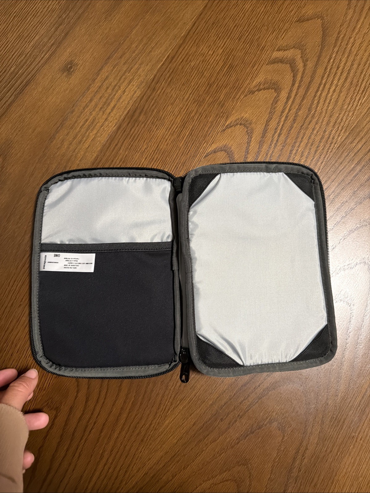 Patagonia Padded Organizer/Tablet Case Kindle Ipad Full Zip Black 9” X 6.5”