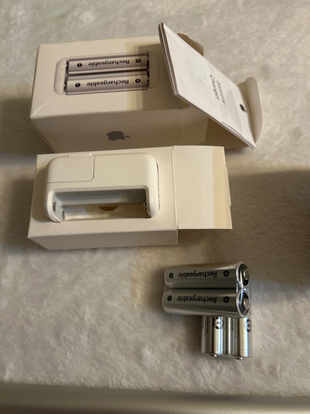 Apple keyboad &Other accessories bundle