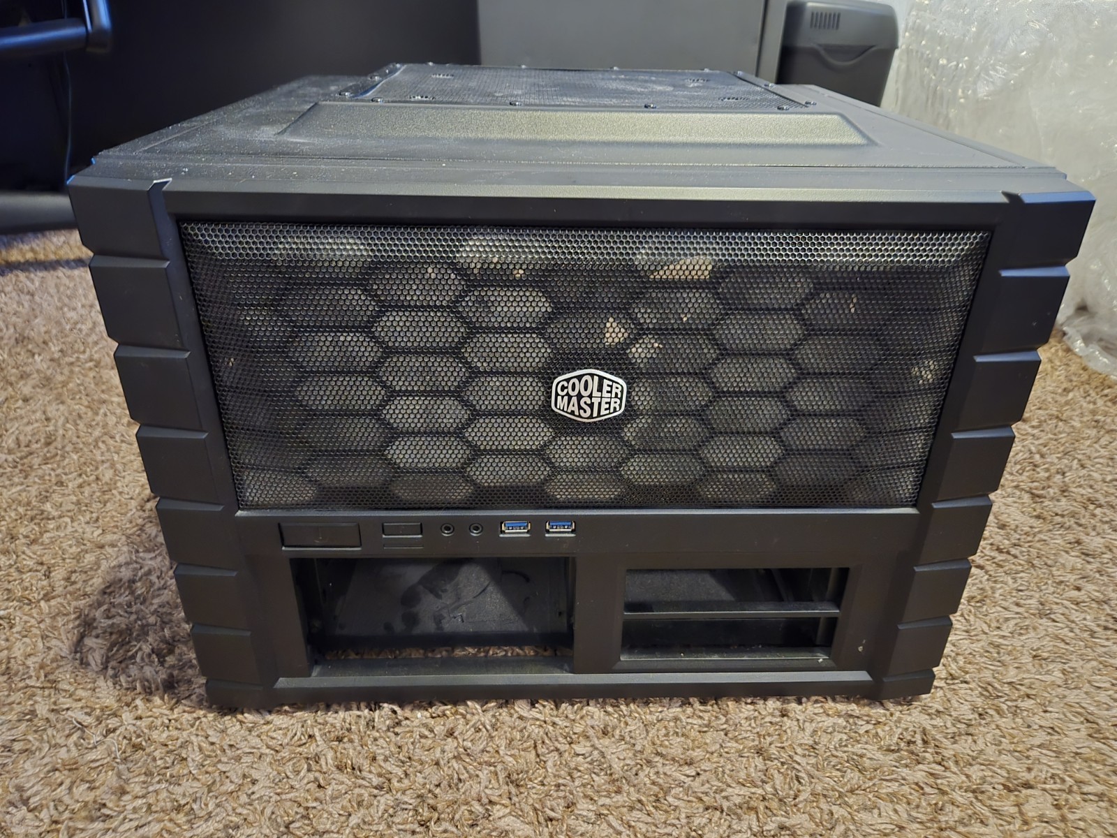 Cooler Master HAF XB EVO ATX PC Case – MISSING PARTS.
