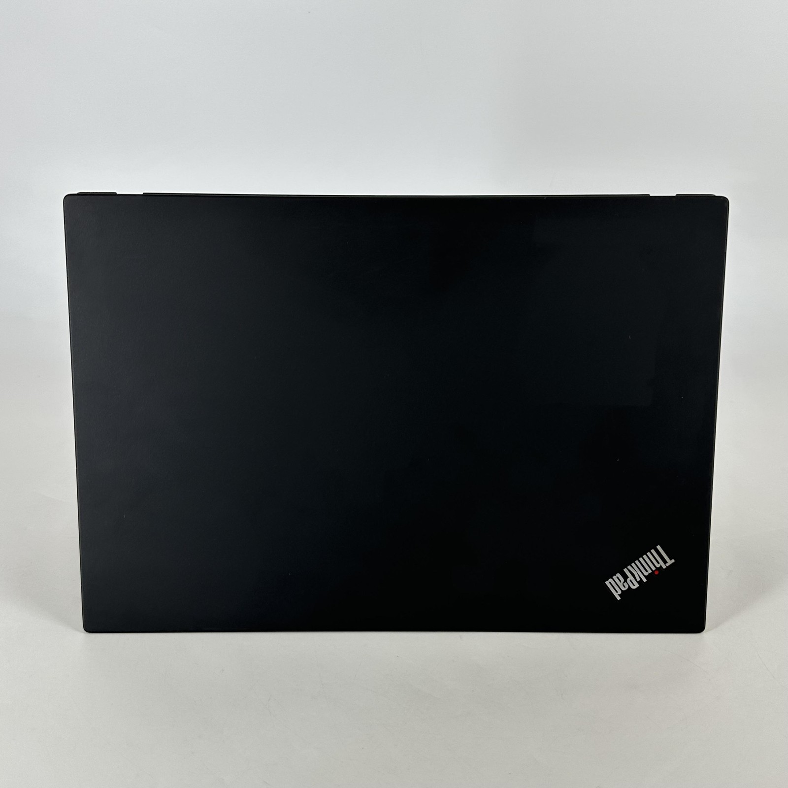 Lenovo ThinkPad T14 Gen 2 FHD 2.3 GHz Ryzen 5 PRO 5650U 16GB 256GB SSD Good