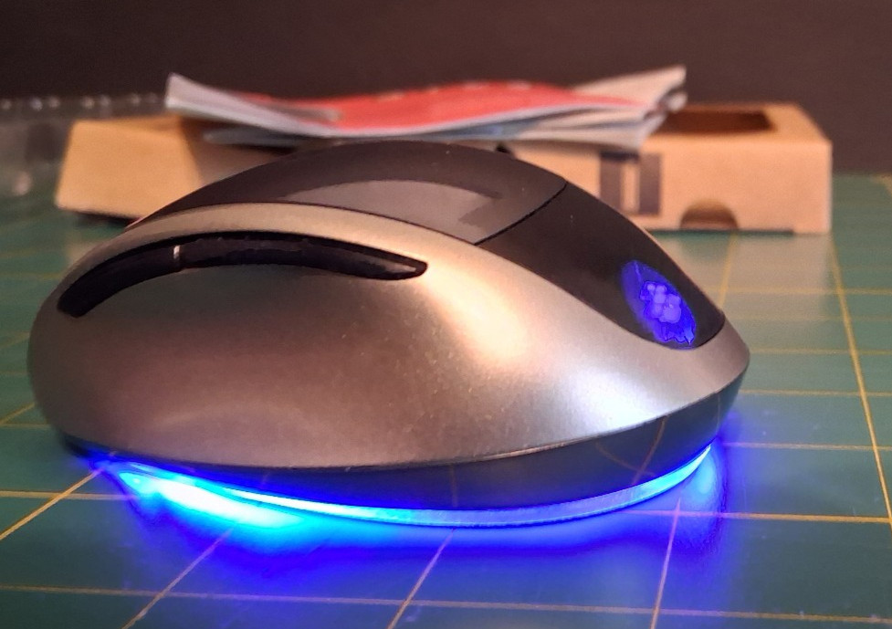 Microsoft Explorer Mini Mouse BlueTrack Technology 2.4GHz Wireless 1363 Vista XP