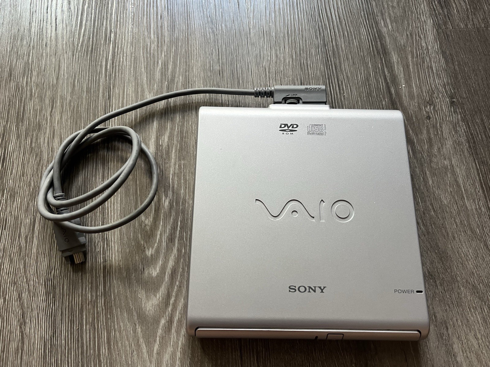SONY PCGA-CRWD2 VAIO Silver 1.44MB 3.5″ External USB 1.1 Interface