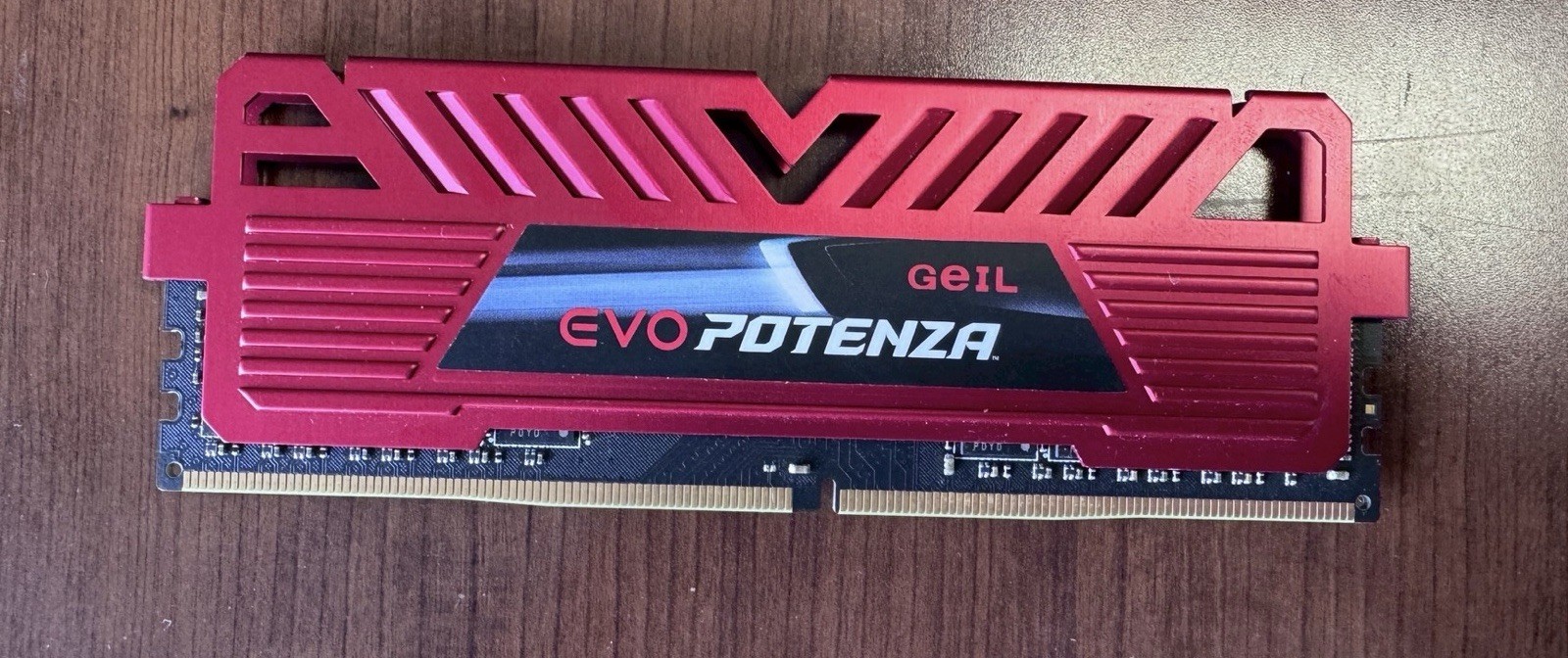 GeIL EVO POTENZA DDR4-3000 4GB (1x4GB) PC4-24000 CL16 1.35V Desktop Memory