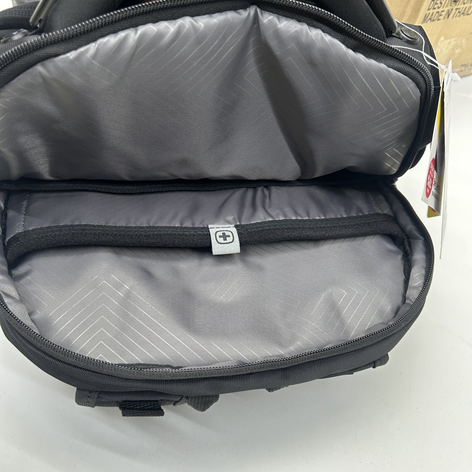 SwissGear Endure Lite Laptop Backpack With 17″ Laptop Pocket, Black
