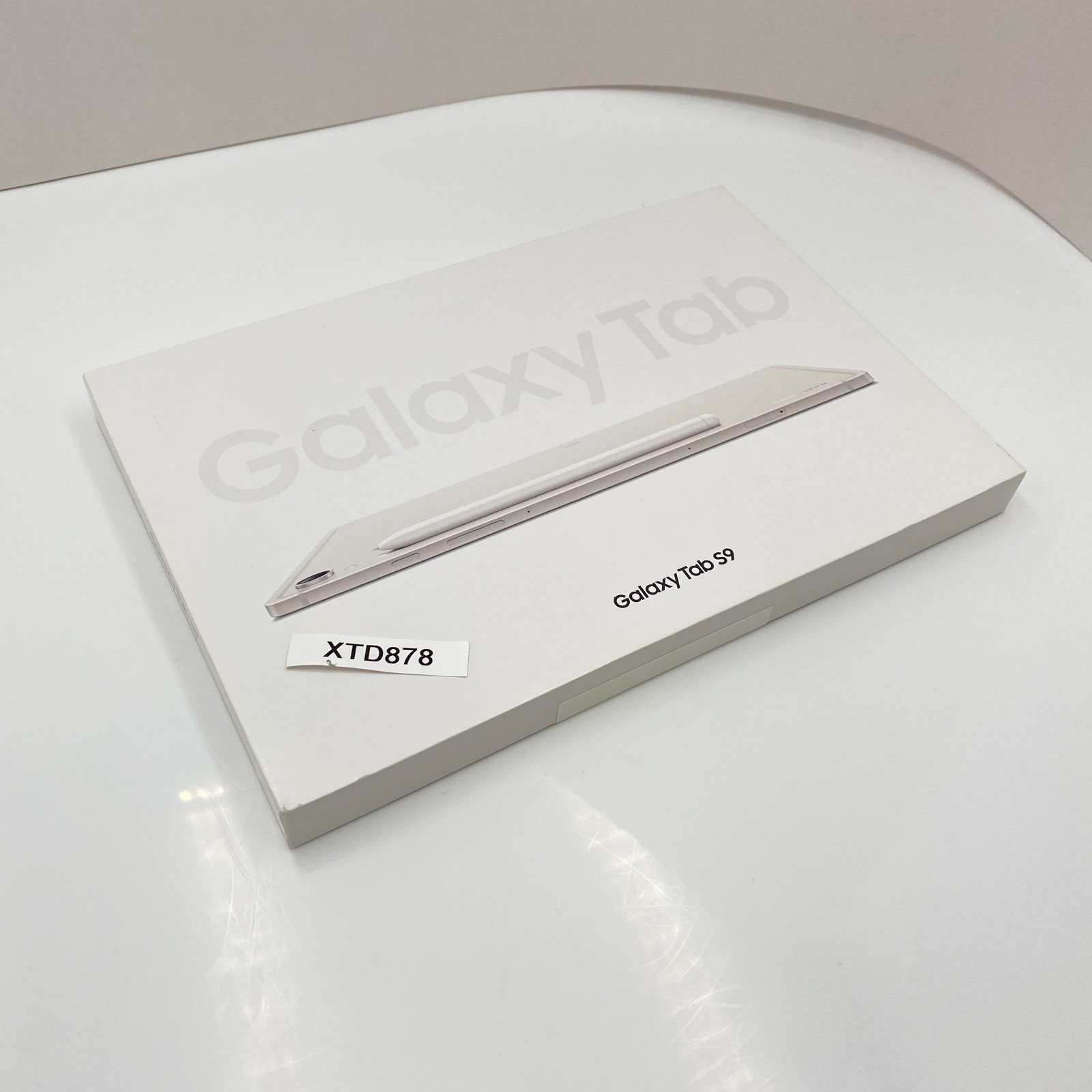 Samsung Galaxy Tab S9 SM-X710 – 128GB, Wi-Fi, 11.0″ – Beige – Open Box