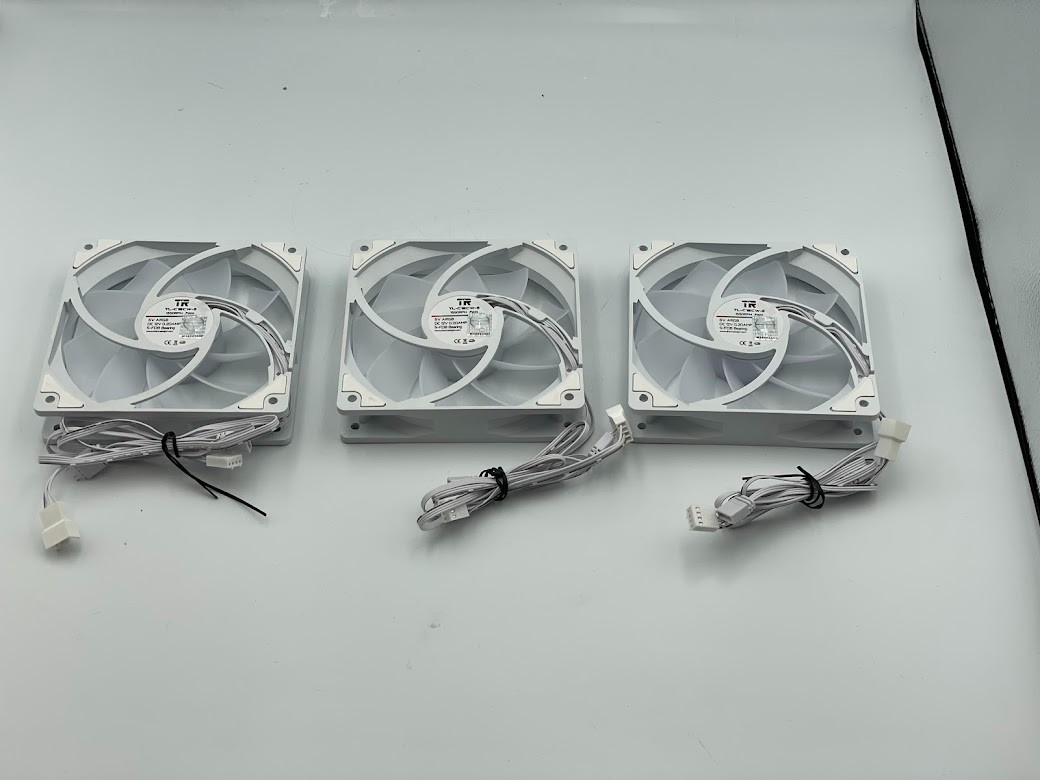 Thermalright TL-C12C-S Fluid Dynamic Bearing 120mm Case Fan – White (3 Pack)