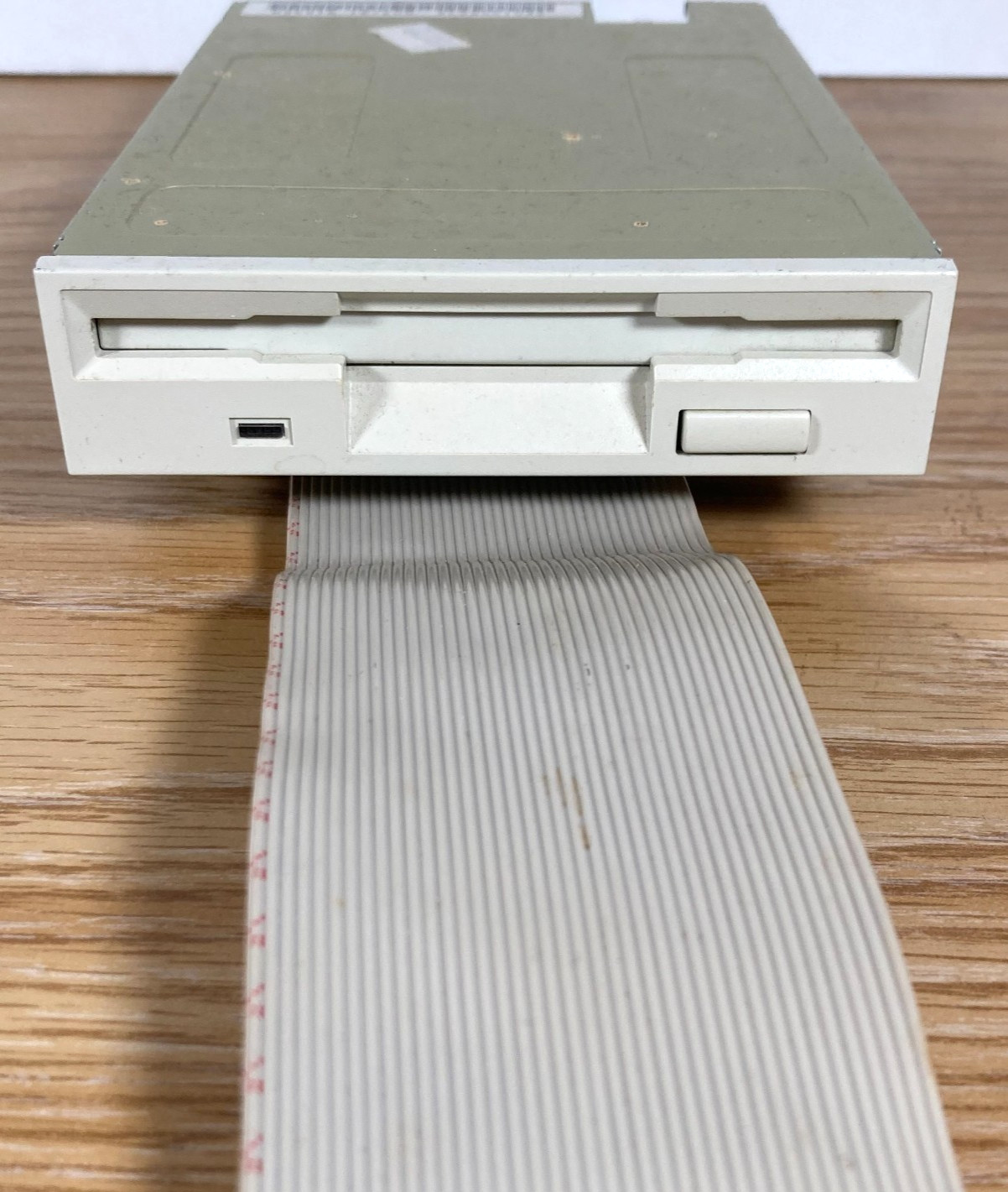 Mitsumi D359T6 3.5″ 1.44 MB Internal Floppy Disk Drive Tested w/ Ribbon Cable