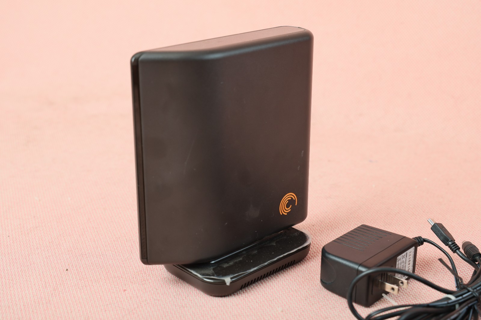 Seagate FreeAgent Desktop 9NK2AL-500 500GB External Hard Drive 3.5″ USB 2.0