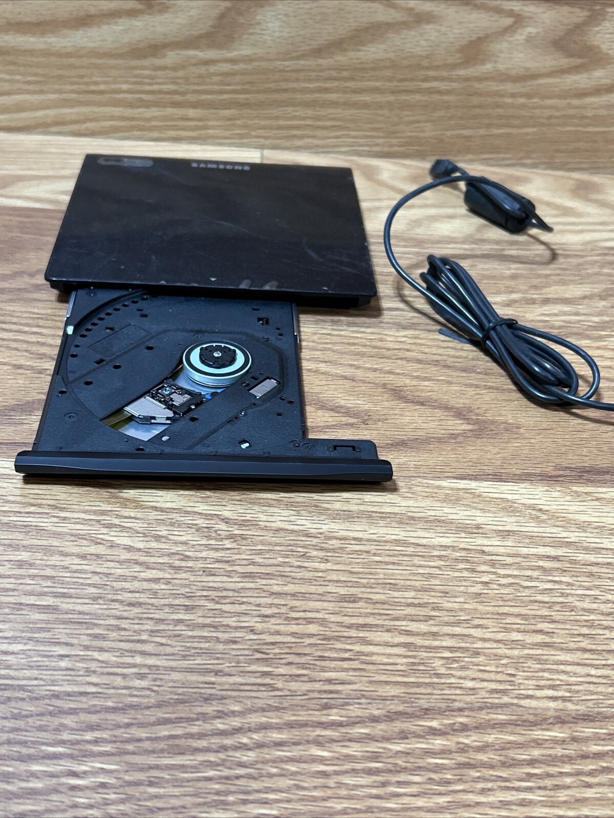 Samsung USB Ultra Slim Portable External DVD Writer SE-208 w/ Cable