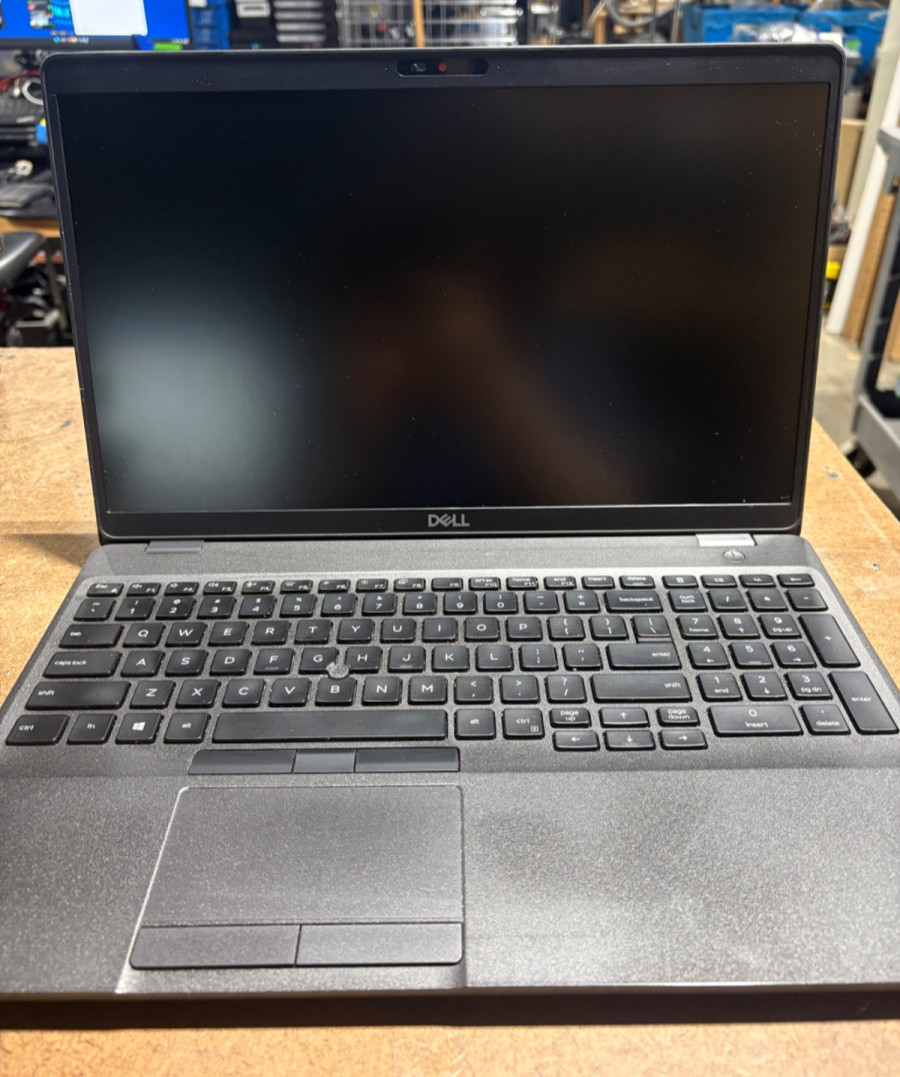 Dell Latitude 5500 15.6″ i5-8365U 16GB RAM 256GB SSD No Charger/OS