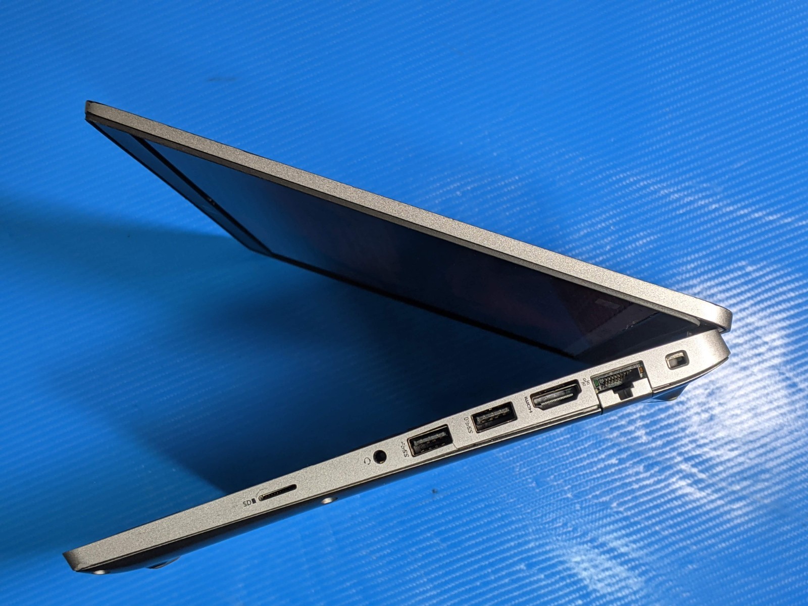 Dell Latitude 5420 14″FHD Intel Core i7-1165G7 2.8GHz 8GB 512GB SSD Win11Pro +PA