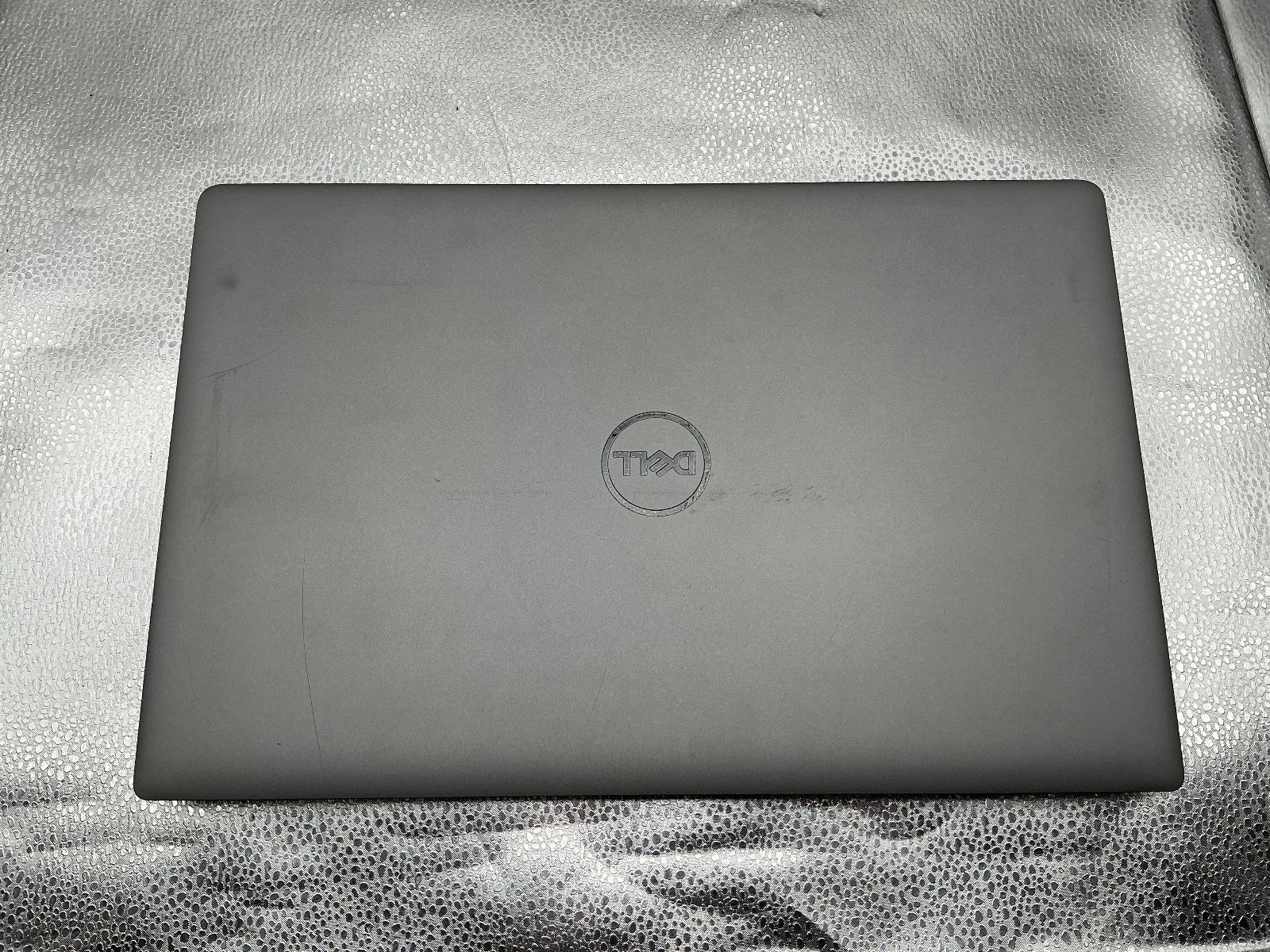 Dell Latitude 5520 15.6 inch laptop i7-1185G7 3.0 Ghz, 16 GB512 GB NVME, Win 11