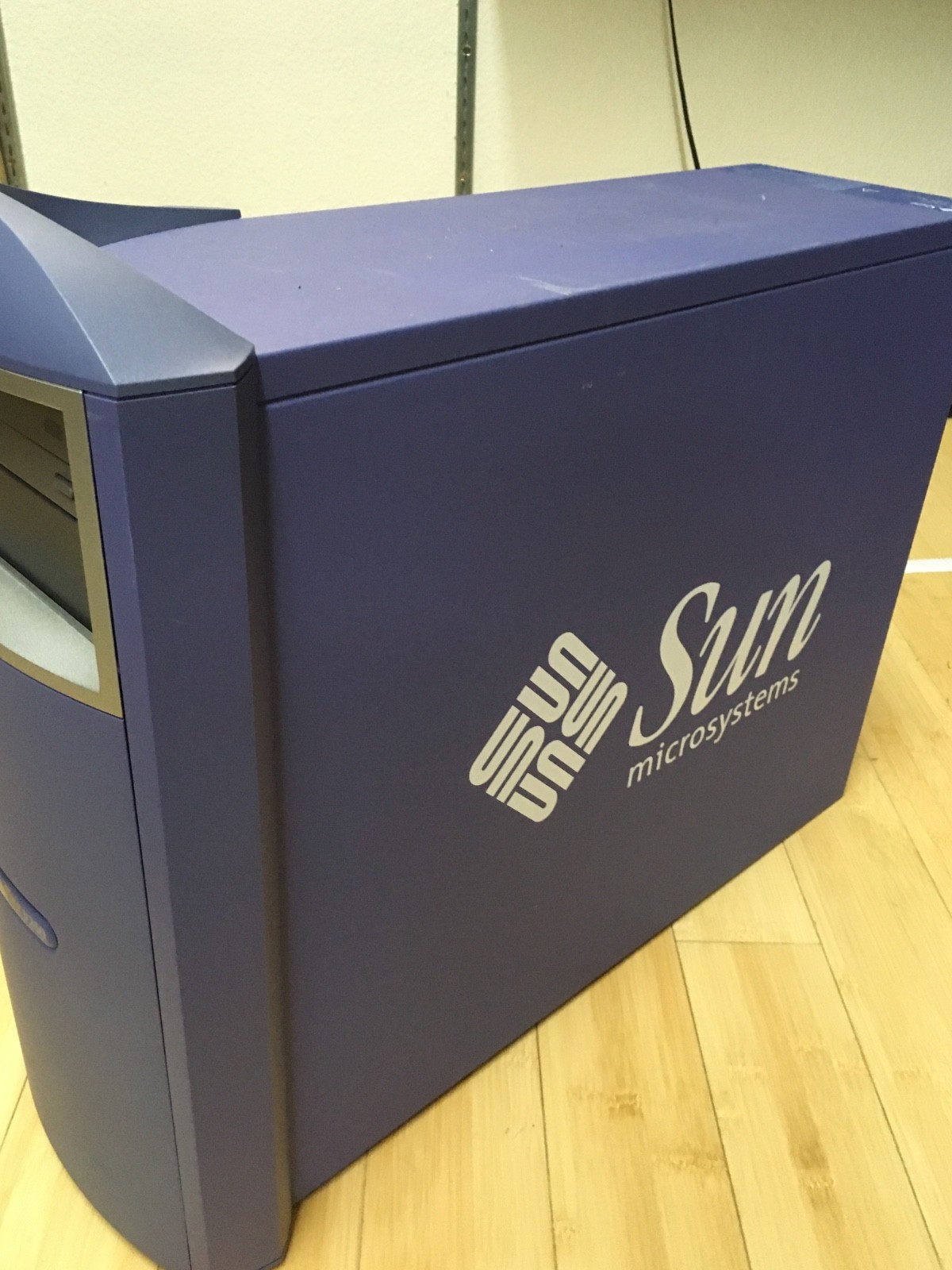 SUN V250 1×1.28Ghz 4gbRAM 73gbHDD, DVD, 1xP/S, Latest FIRMWARE, Test-PASS, W:30d