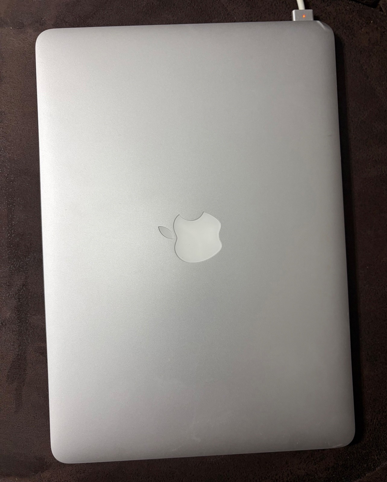 Apple MacBook Air 13.3″ (128GB SSD, Intel Core i5 5th Gen., 1.80 GHz, 8GB)…