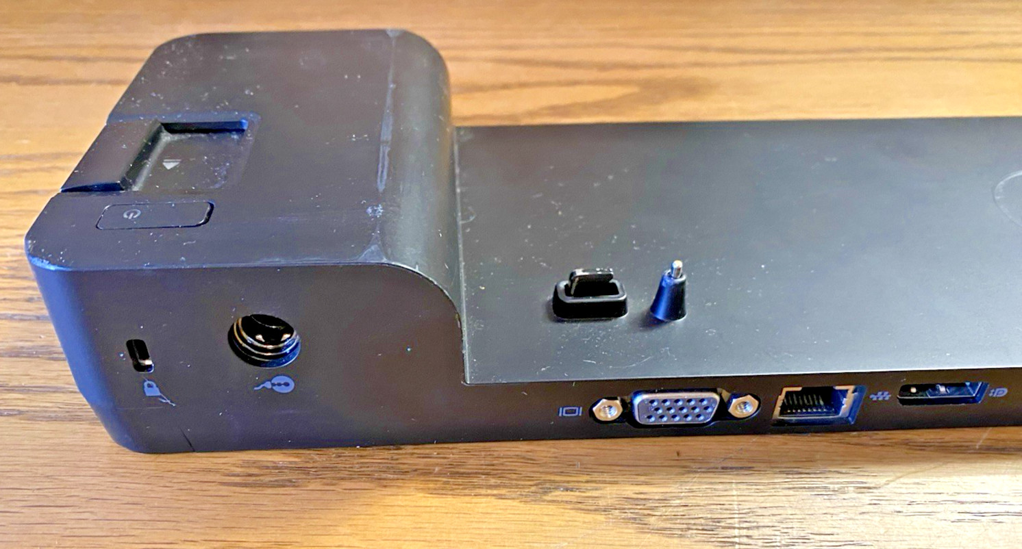 HP Ultra Slim Dock 2013 Docking Station (D9Y32AA#ABA) with 65W Adapter