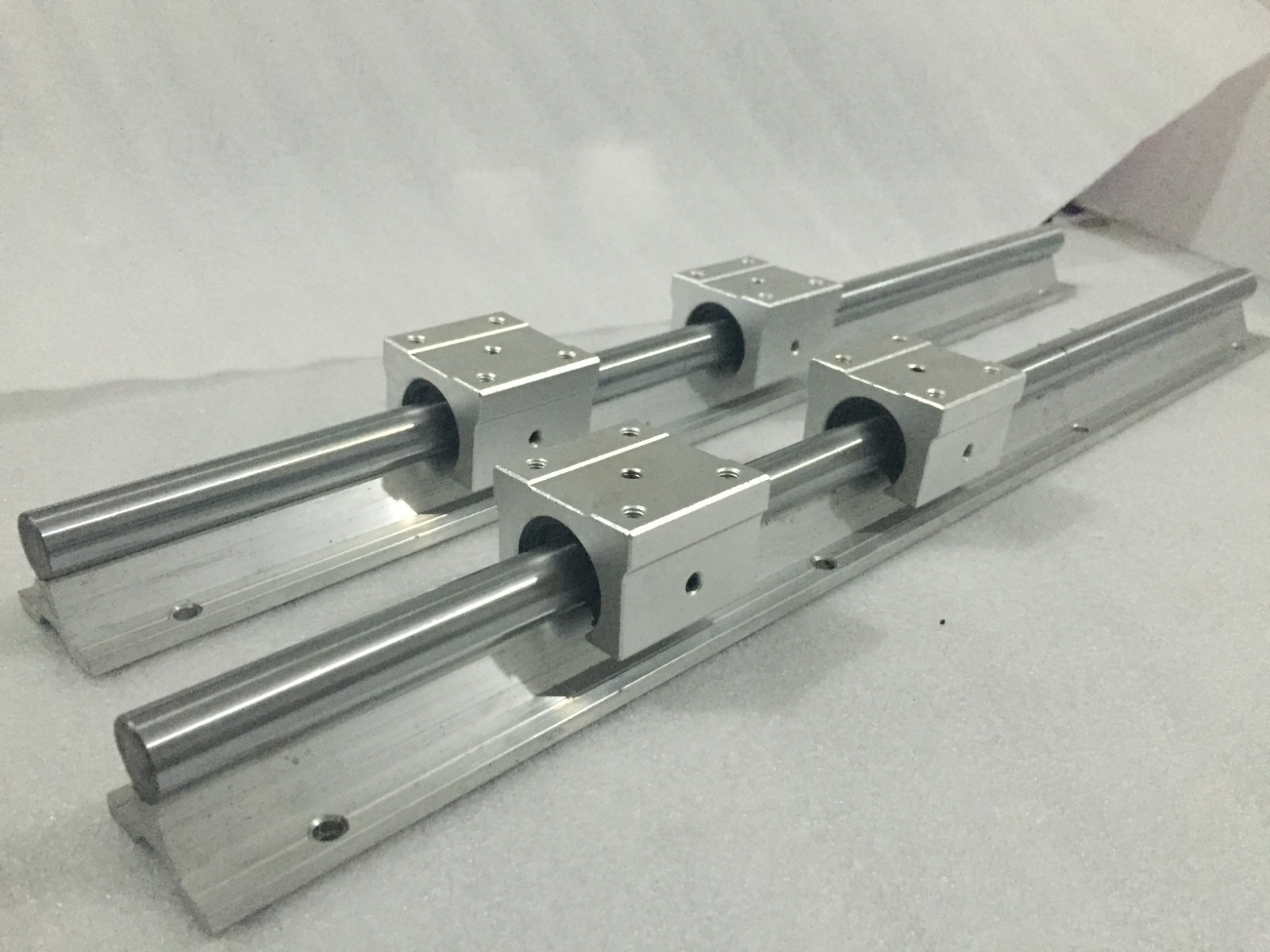 2 pcs SBR20-3000mm Jointed LINEAR RAIL SHAFT ROD with 4 SBR20UU
