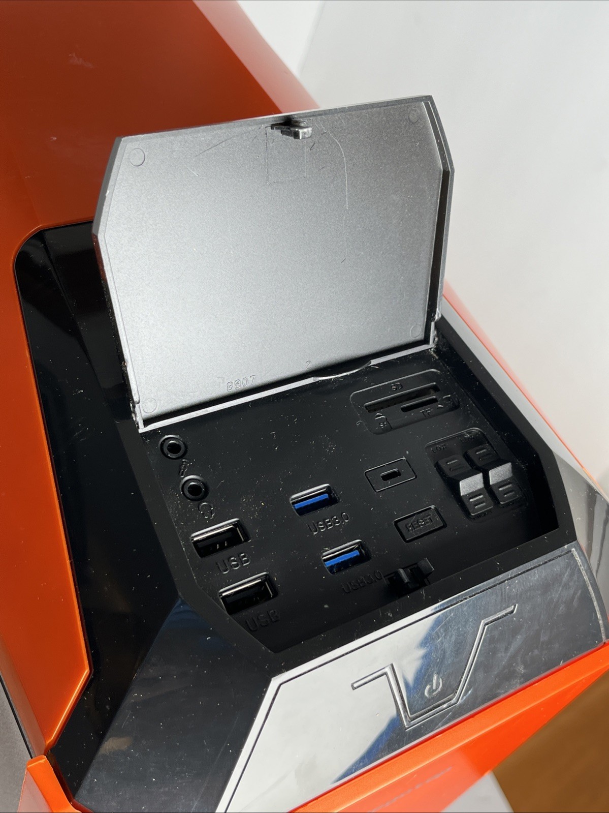 Segotep Computer Case Orange & Black W/ Wires Inside, Tested & Works