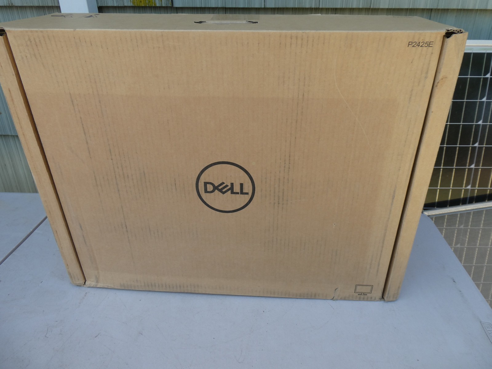🍀 NEW! Dell Pro Plus P2425E 24″ USB-C Hub LED LCD Monitor WUXGA PLEASE READ