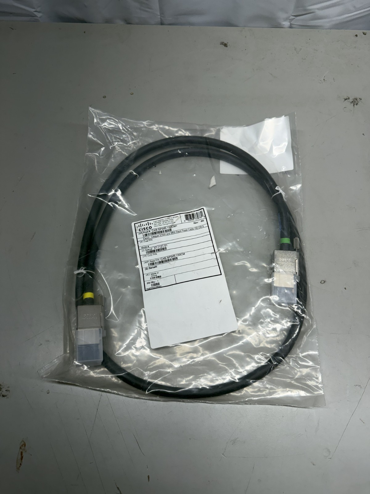 NEW Cisco 37-1121-01 CAB-SPWR-150CM Power Stack Cable For 3750x & 3850 Switch
